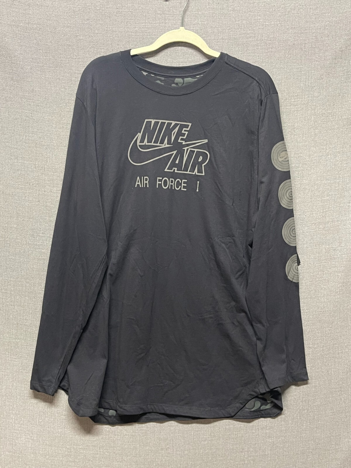Nike Air Shirt Men’s XL Black Long Sleeve Air Force I Atletico Cut Hem Camo