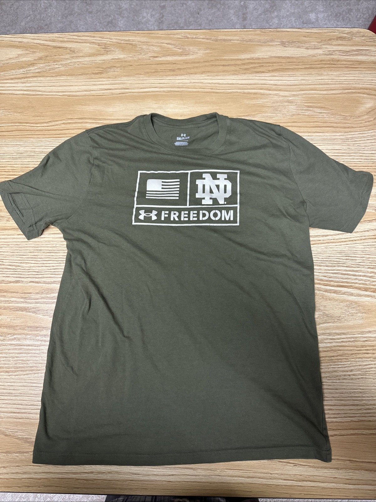 Olive Drab Green Men’s Short Sleeve T-shirt Size Small Notre Dame Under Armor