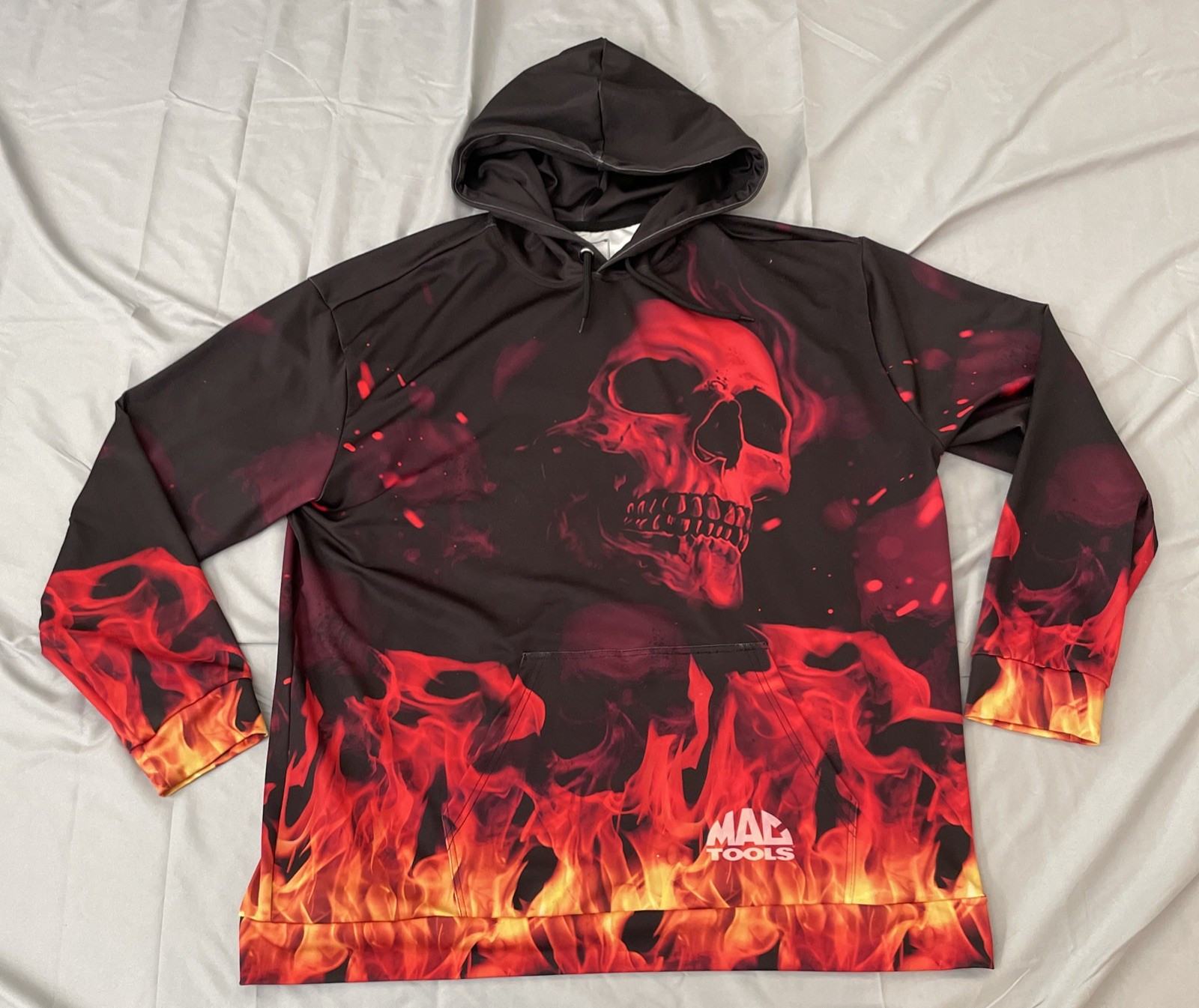 Mac Tools Mens 2X Flame Skull Long Sleeve Lightweight Hoodie–C2