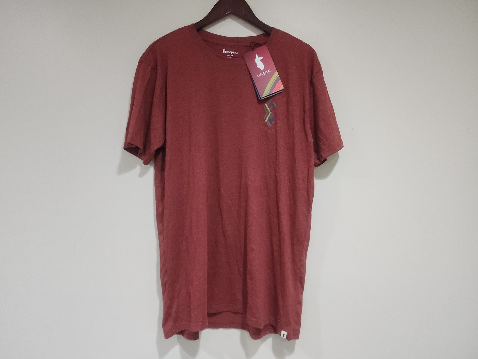 Cotopaxi Llama Lover T Shirt Mens 2XL Rust Graphic Organic Cotton Quick Drying