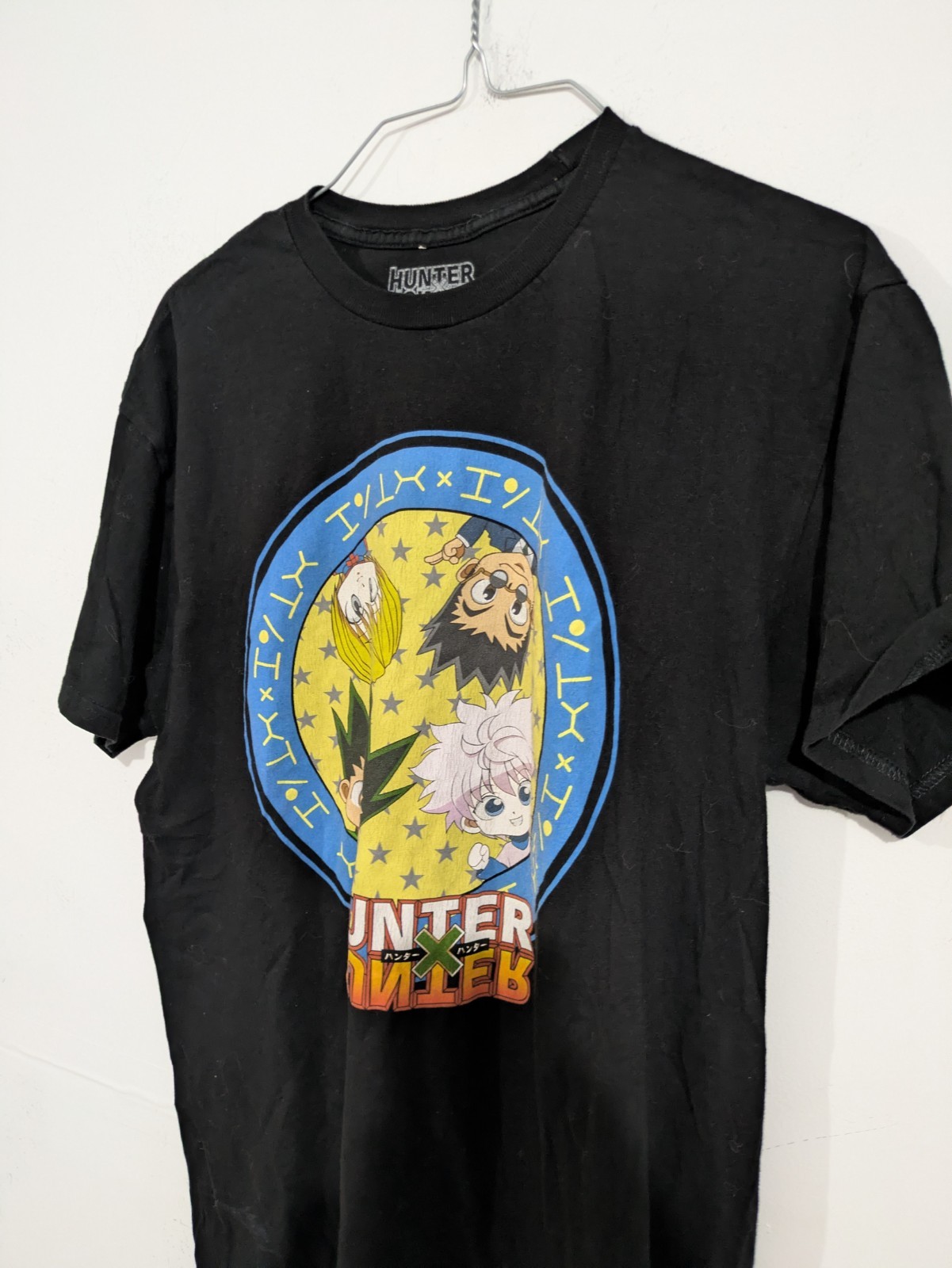 Hunter Hunter x Hunter Black Anime Graphic Print Tee Short Sleeve Crew Neck M