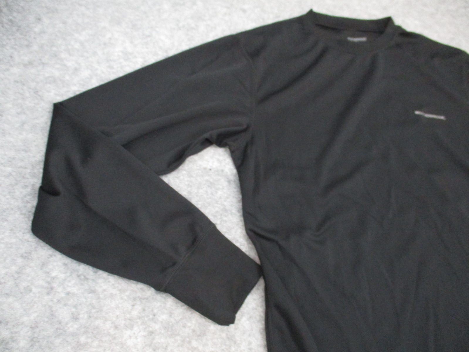 Weatherproof Mens Medium Base Layer Black Long Sleeve Top Layering Outdoors