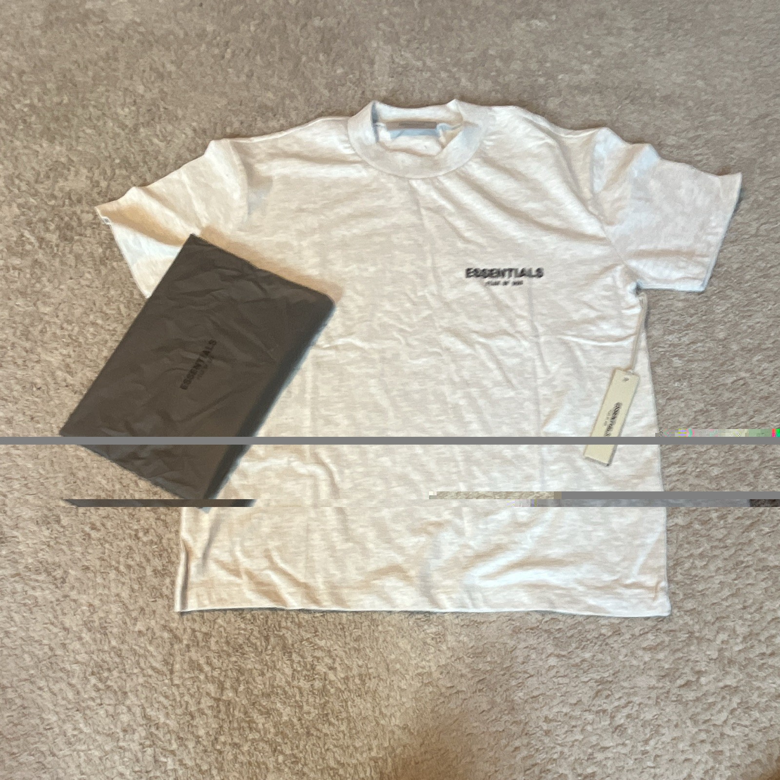 ESSENTIALS Fear of God Men’s T-Shirt Size S Dm for details