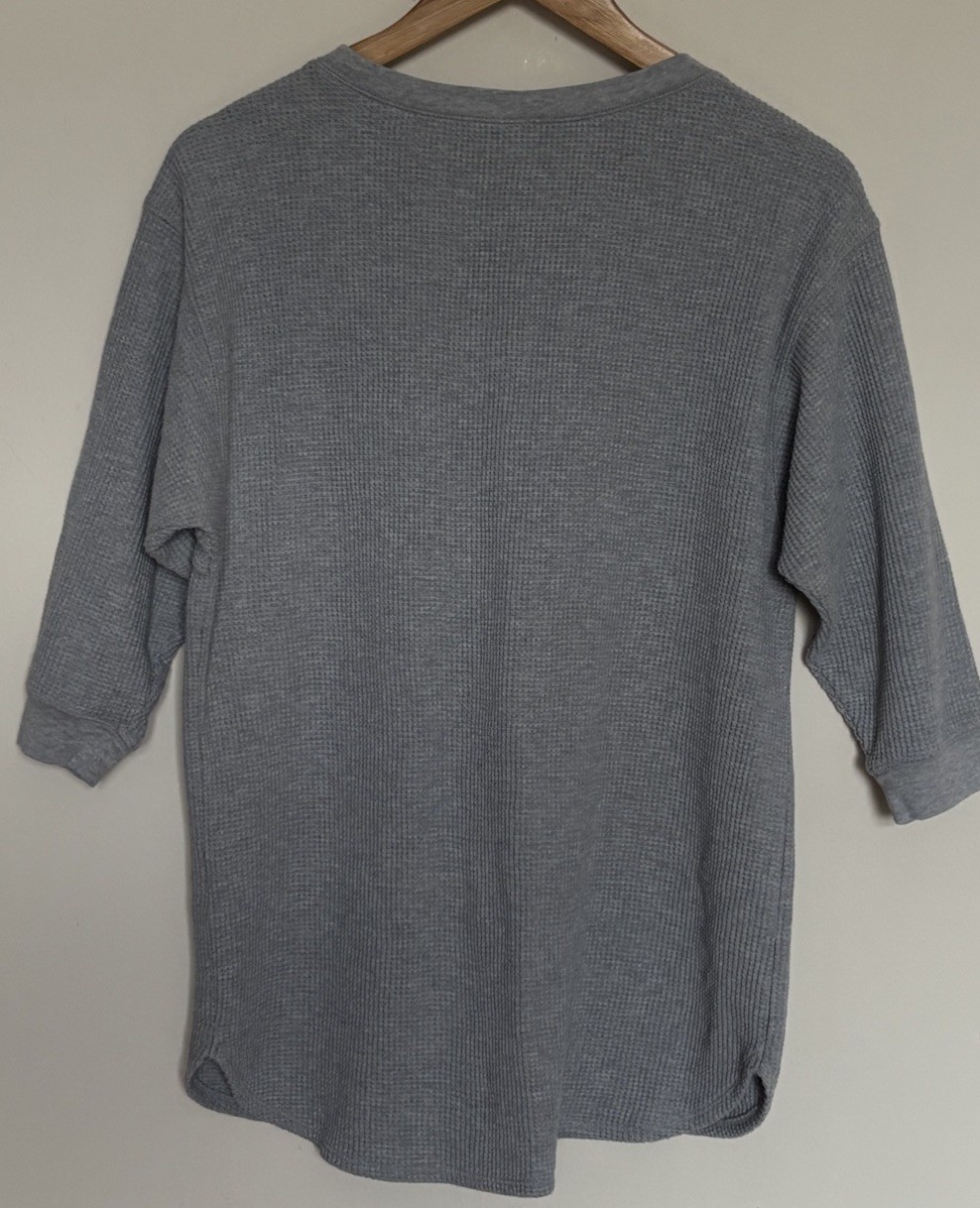 UNIQLO Mens Medium Waffle Knit Thermal Top Grey 3/4 Length Short Sleeves
