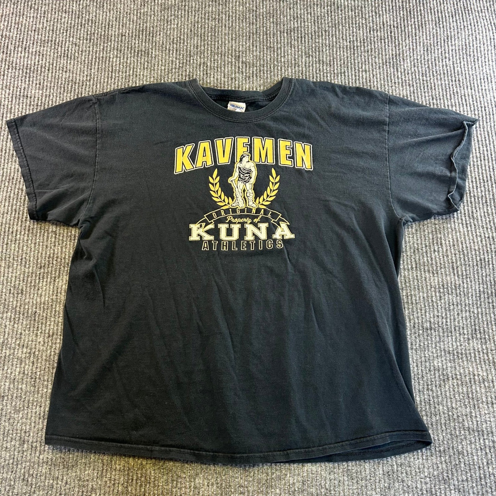 Gildan Kuna Athletics Kavemen Graphic T-Shirt Mens XL Black Heavy Cotton Tee
