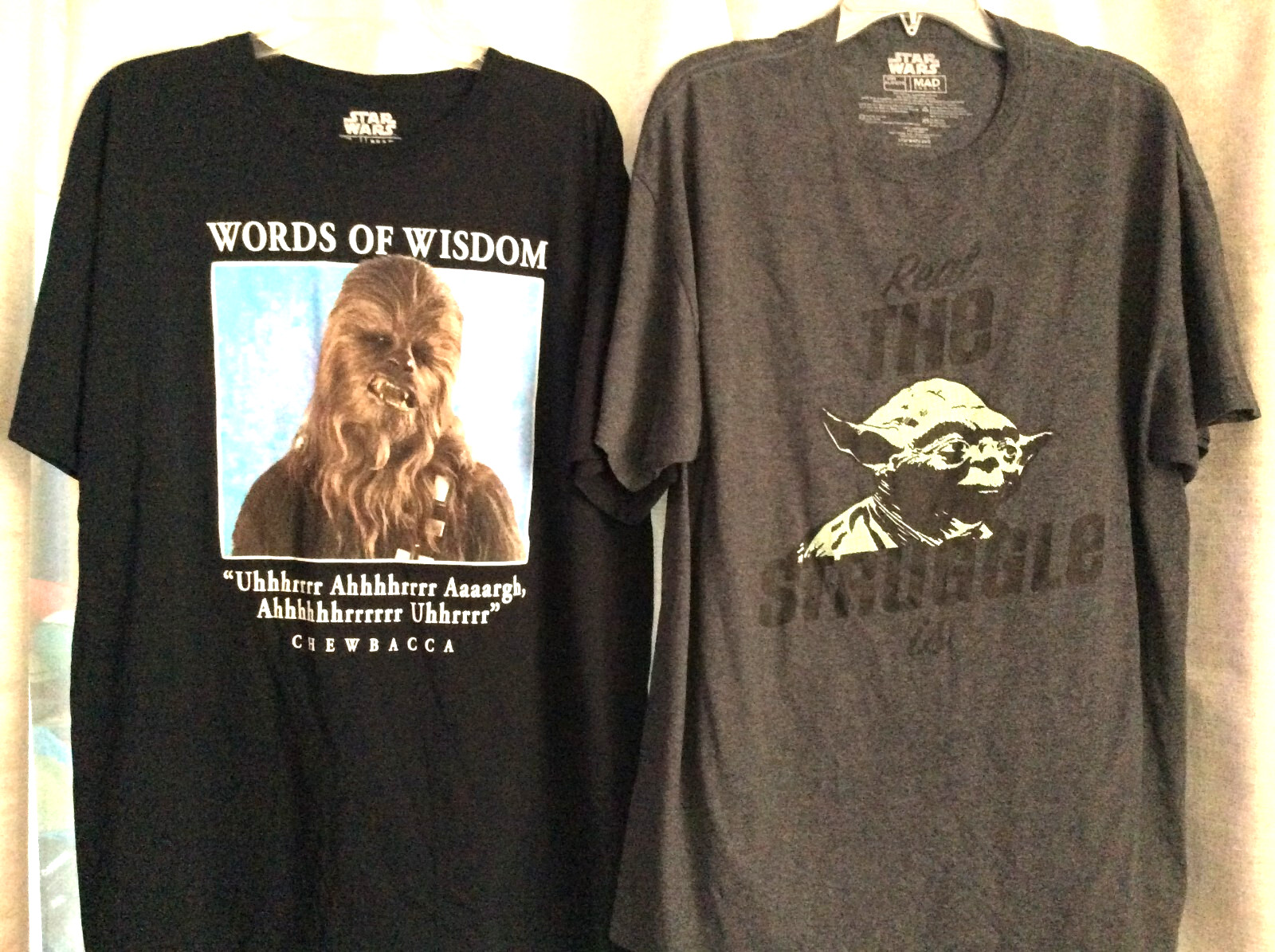 Men’s Sz XL Star Wars T-Shirts Yoda Chewbacca Graphic Black Grey t- shirts 2pcs