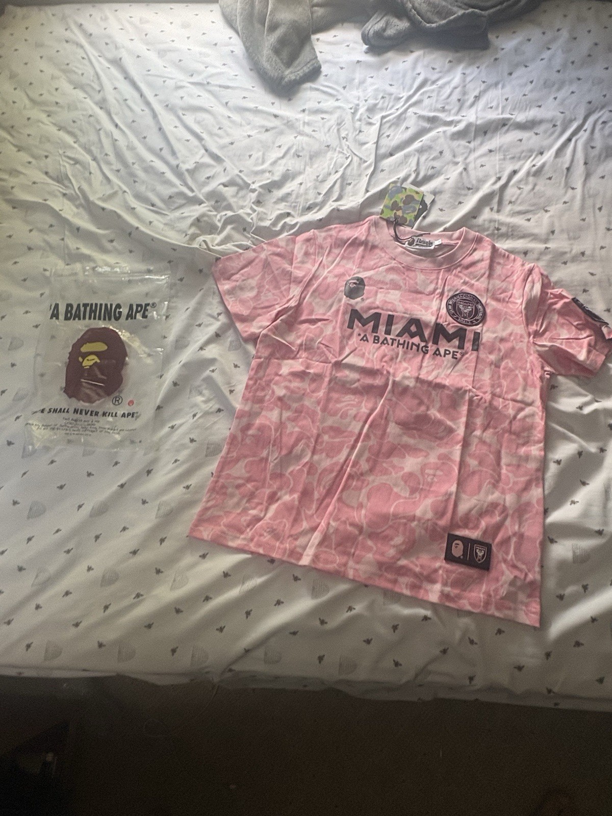 A Bathing Ape BAPE x Inter Miami CF Miami Pink Camo Crew Neck Tee M (ITS NEW)