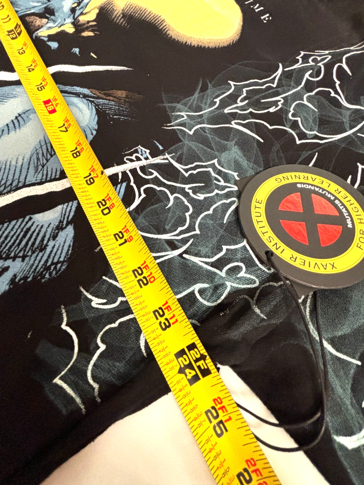 Civil regime Marvel X-Men Wolverine Oversized Graphic Tee Shirt Adult Size Large