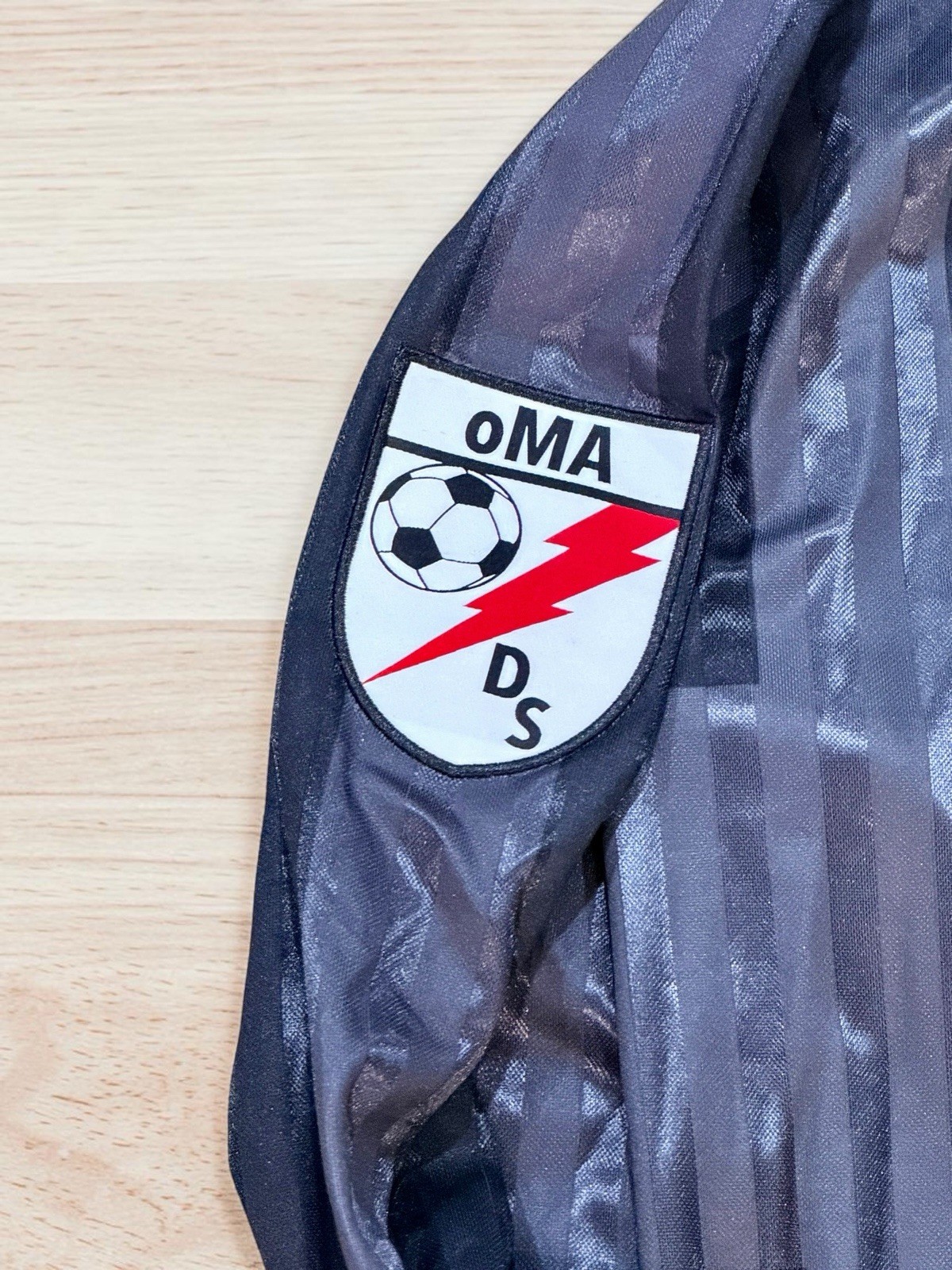 Oma Design Studio Unisex Adults’ Long Sleeve Soccer Jersey Black, Size XL NWOT
