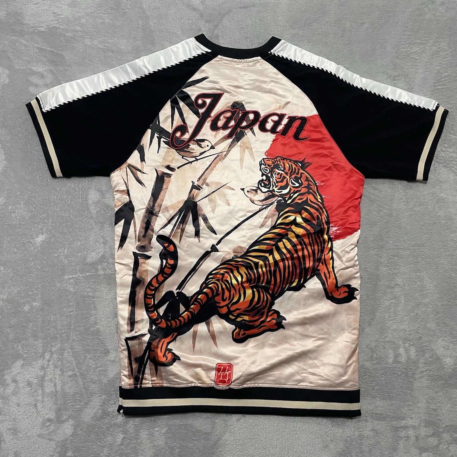 Hudson Outerwear Japan Tiger Bamboo Graphic Satin Jersey Shirt Beige Medium NWT