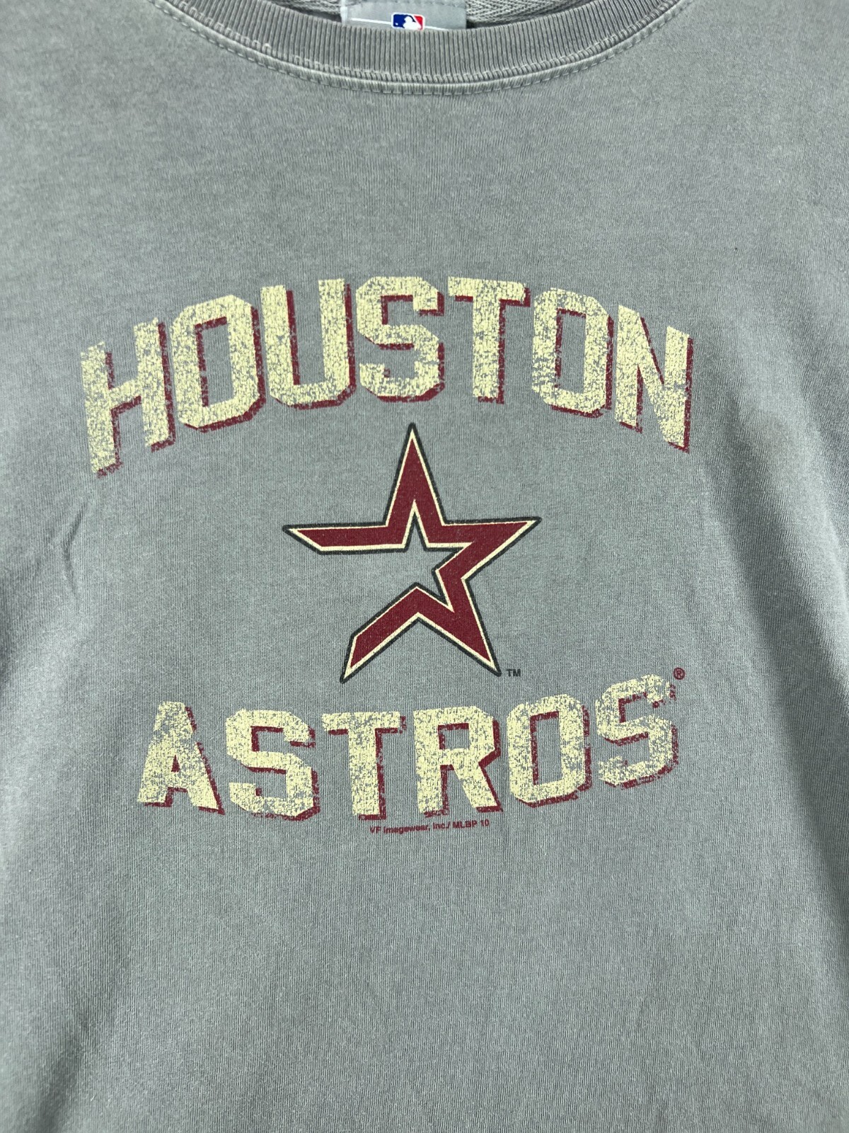 Houston Astros MLB Genuine Merchandise Mens T Shirts Medium Gray Crew Graphic