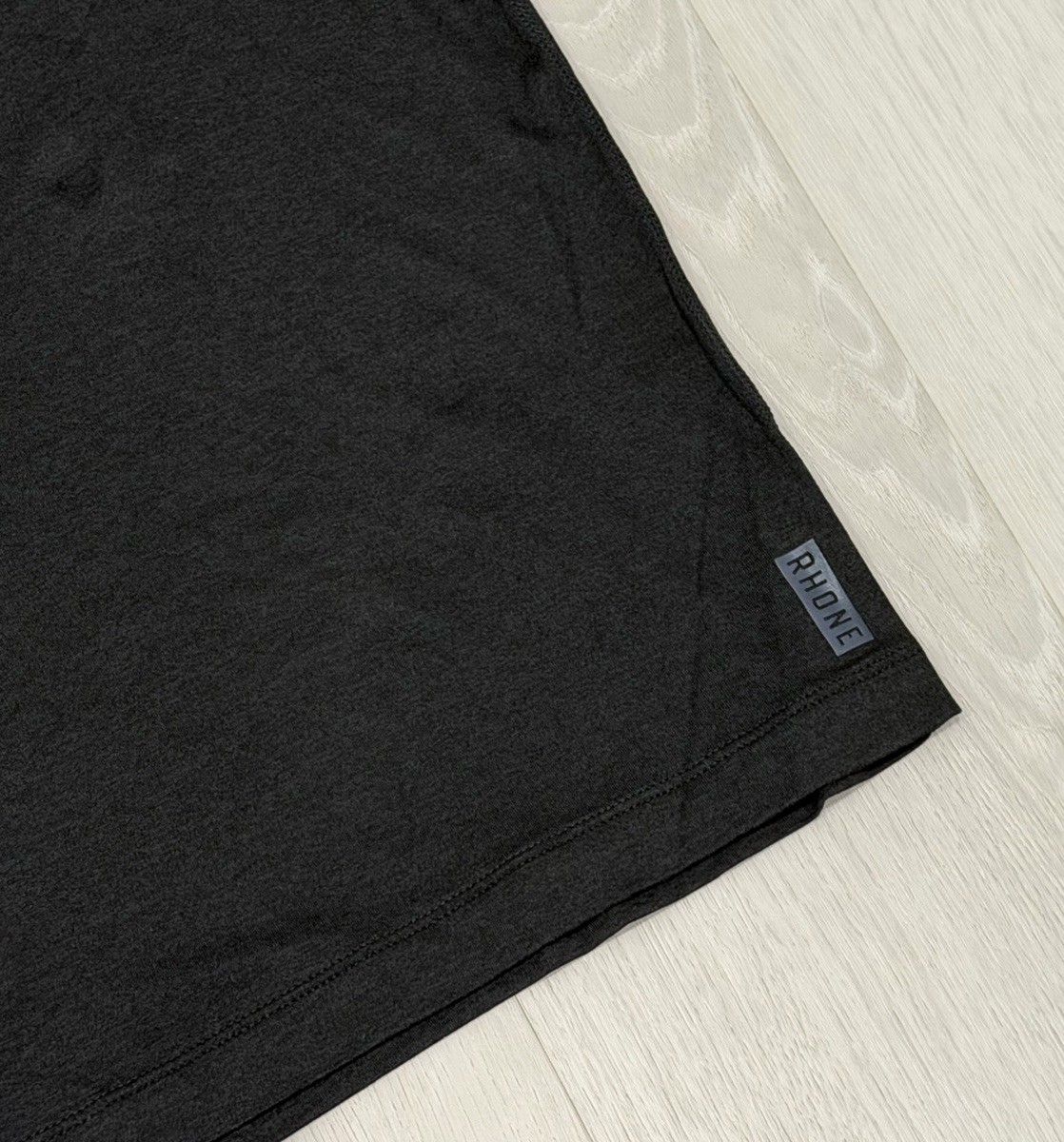 Men’s RHONE Atmosphere Tee T-shirt Short Sleeve – True Black Heather – M $58