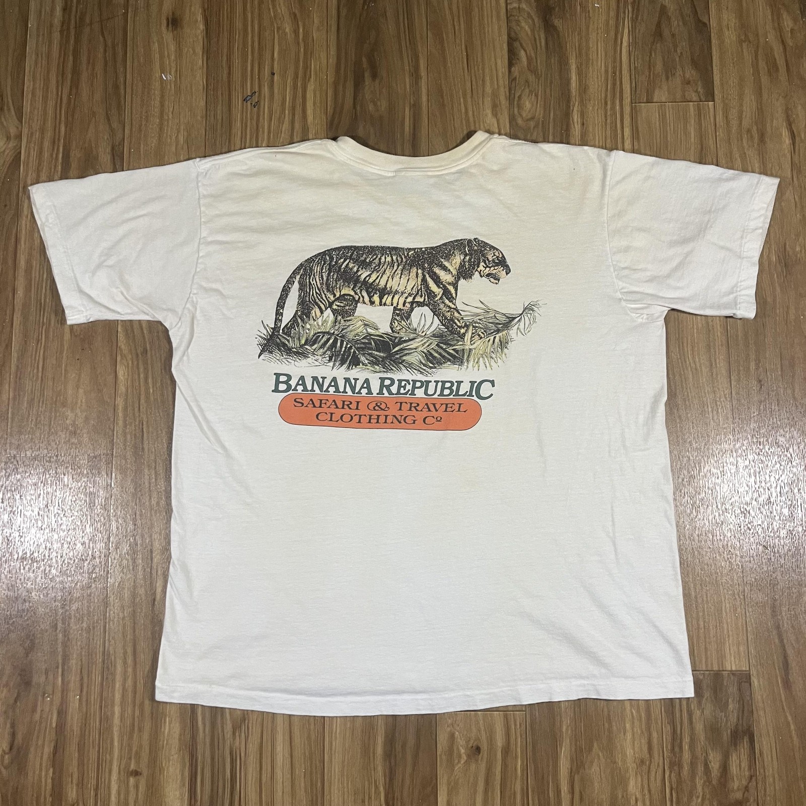Vintage Banana Republic Shirt Mens Large White Tiger Safari Graphic Pocket Tee