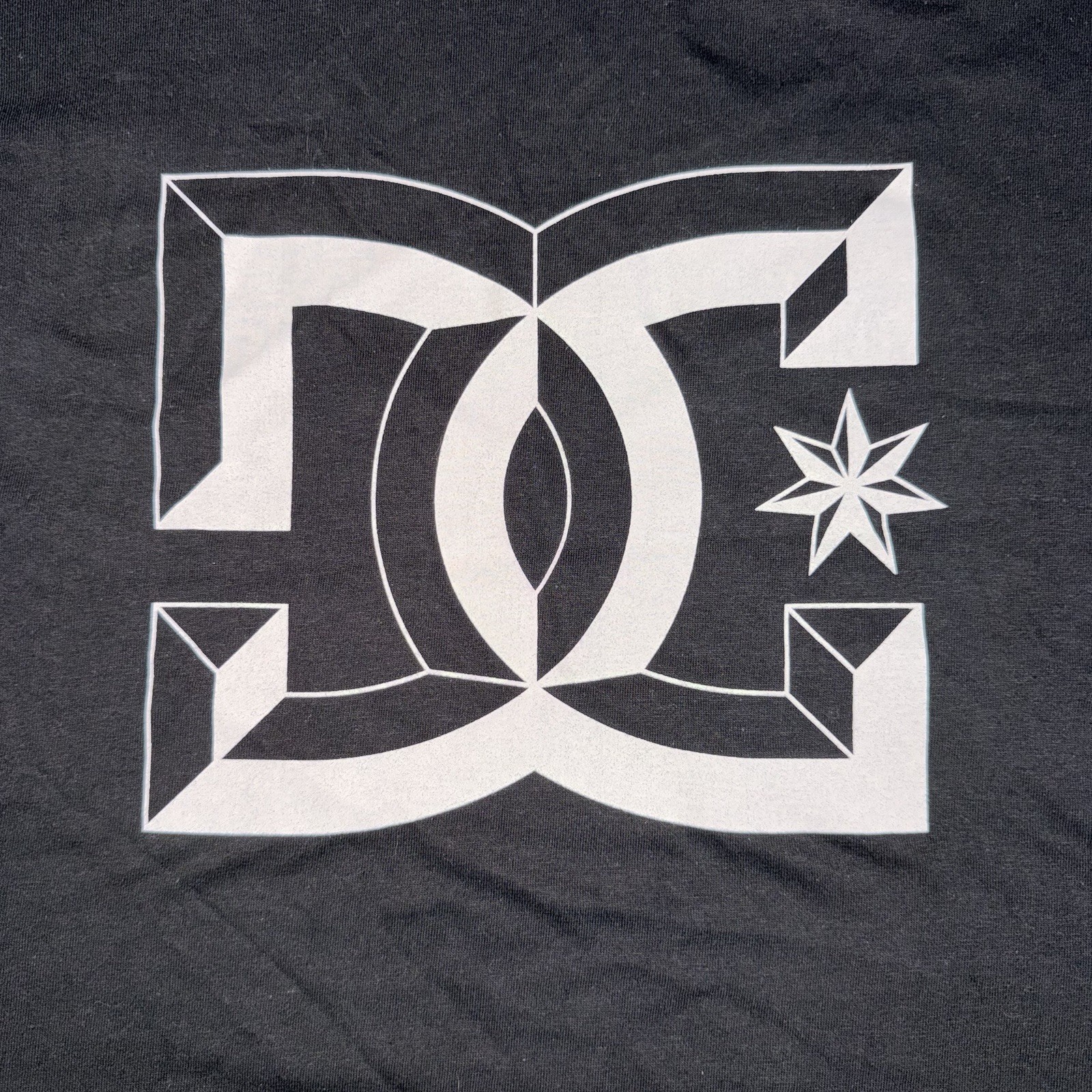 Y2K DC Shoes Rob Dyrdek Collection Graphic Logo Tee Black Medium NWT