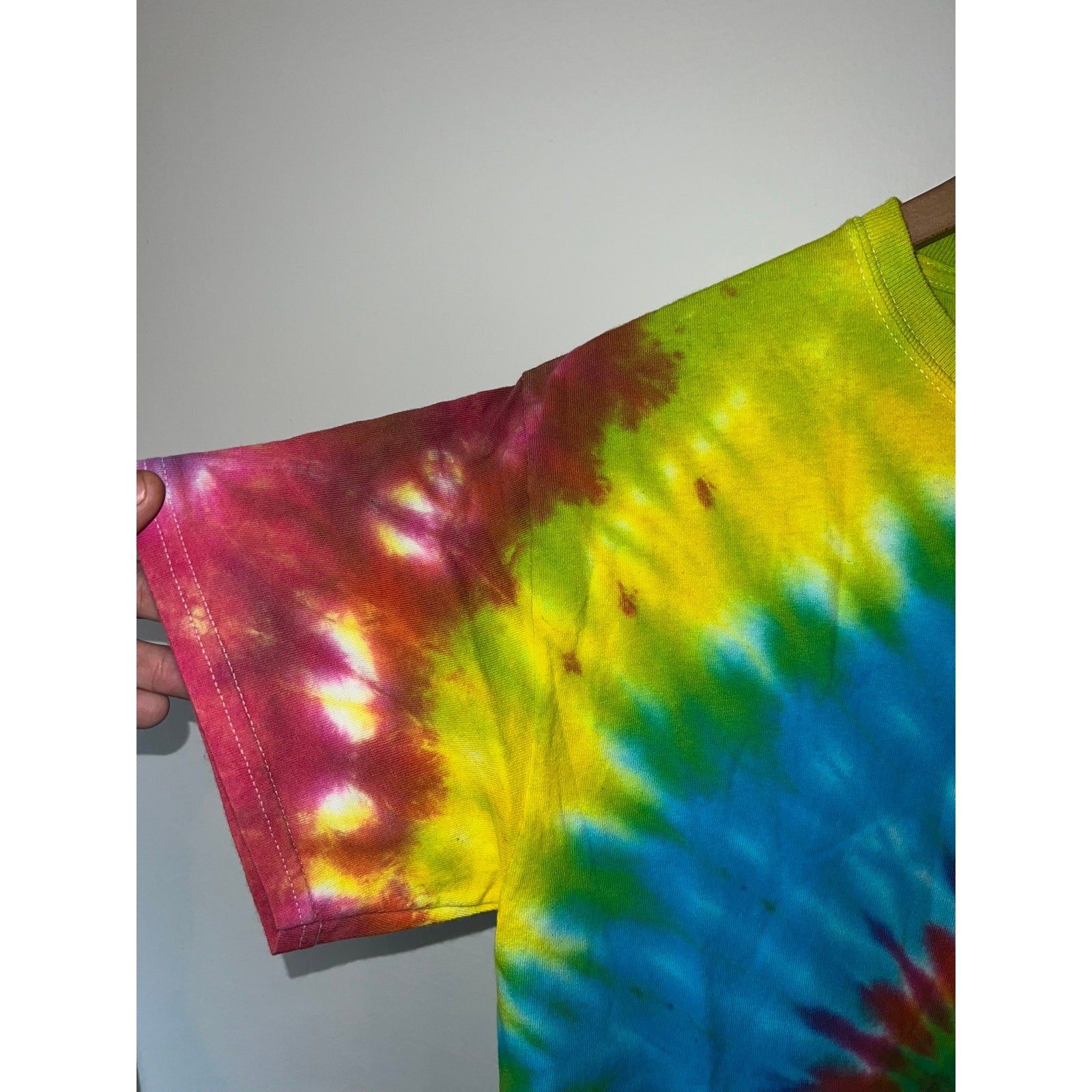 Vintage Gildan Rainbow Tie DYe Shirt Spiral Multicolor Tee VTG M Medium