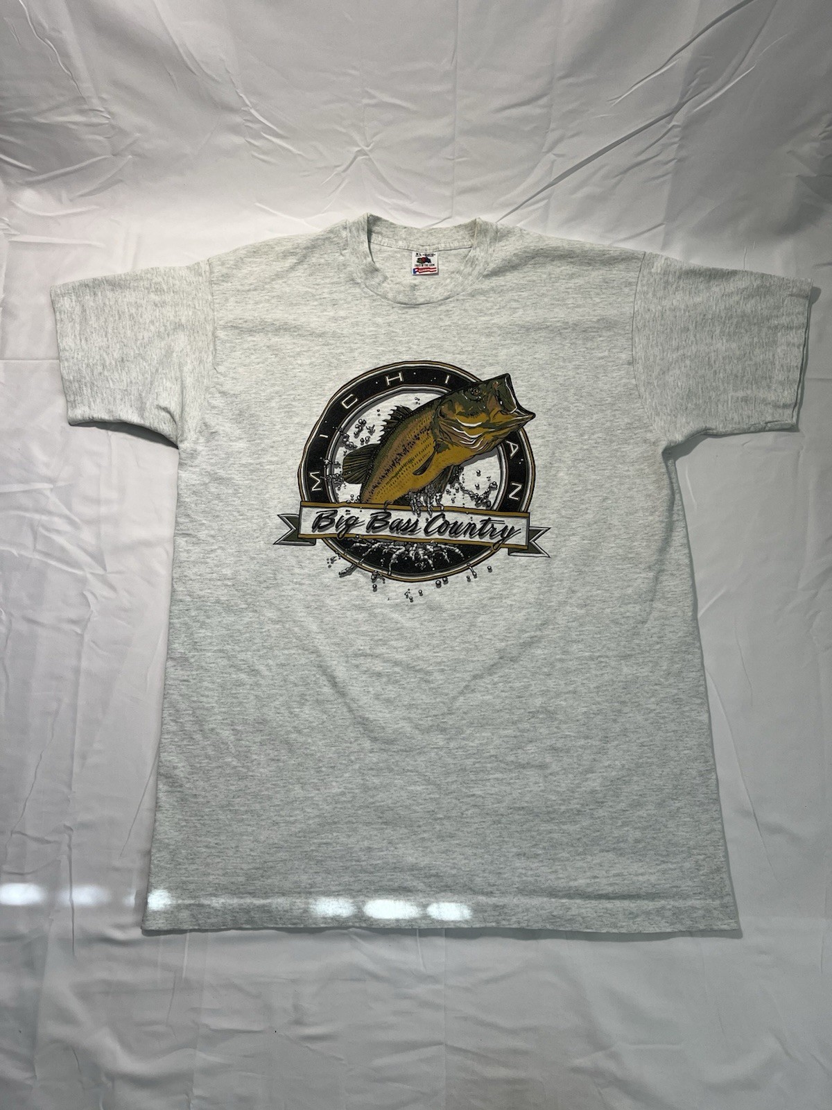 Vintage 90s Single Stitch USA Made Michigan Big Bass Country Fishing T Shirt XL