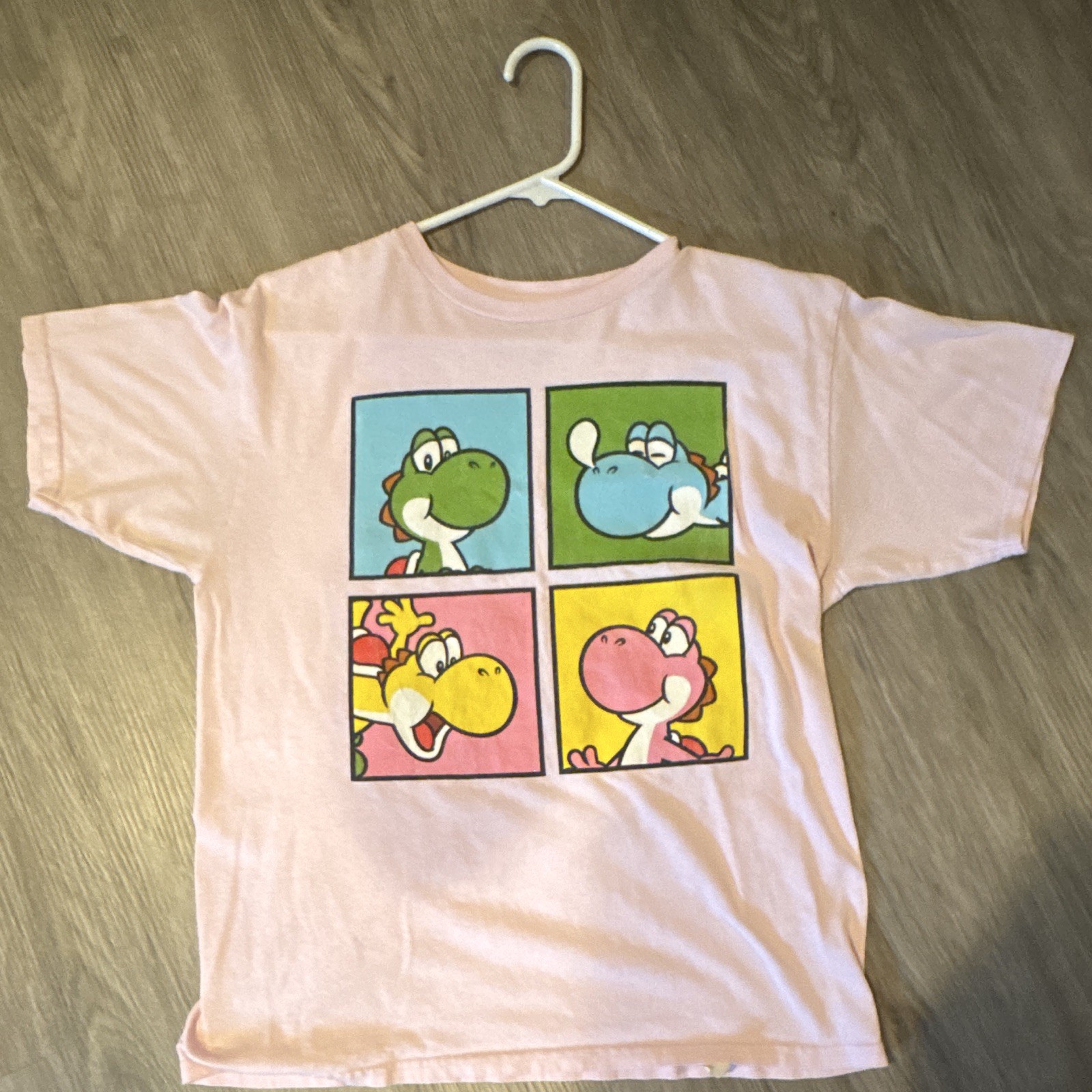 Unisex Nintendo Pink With Designs T-Shirt Size Great For Universal Epic