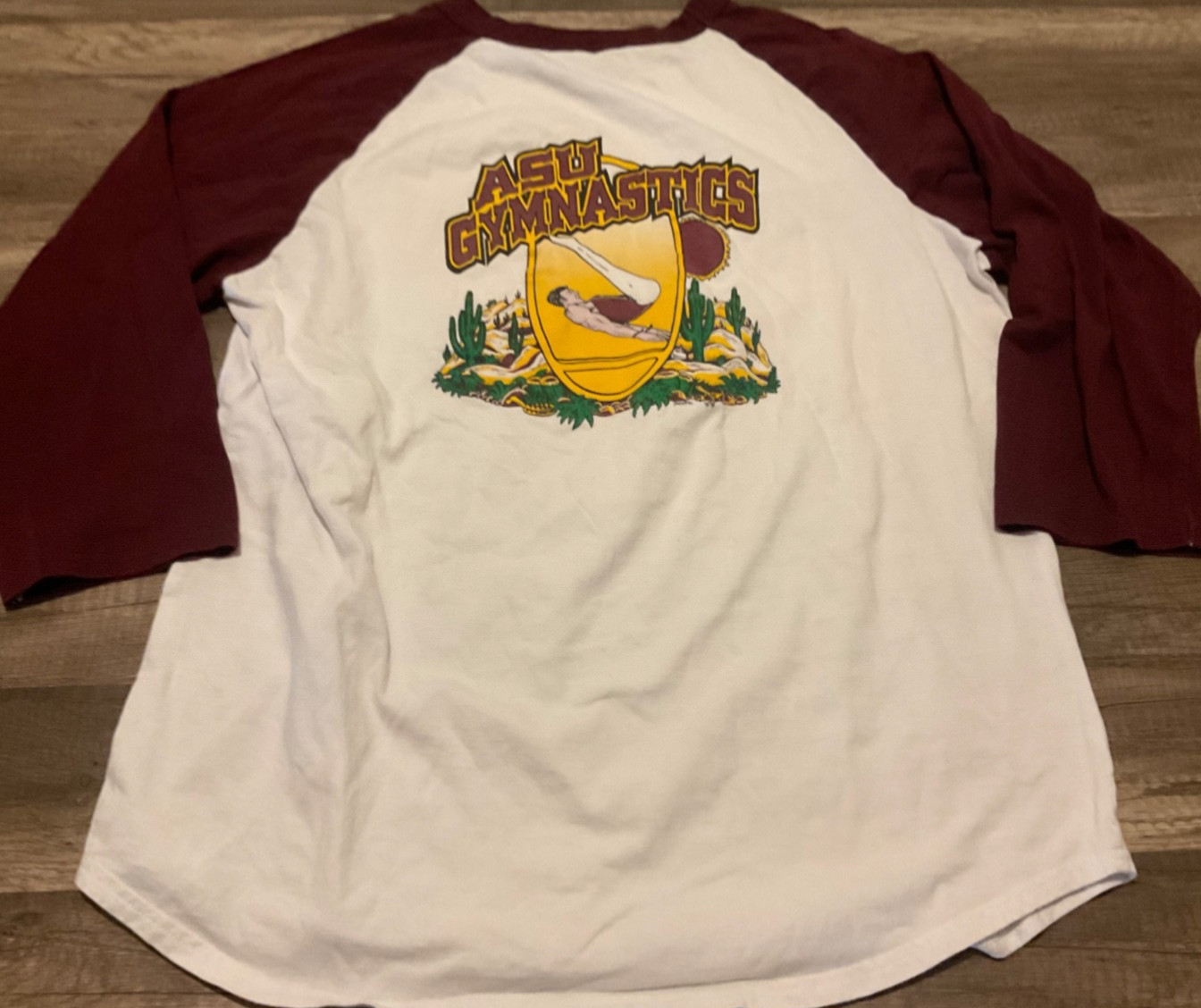 VTG SPORT TEK BASEBALL RAGLAN ASU GYMNASTICS GRAPHIC ( MENS M ) DISTRESSED