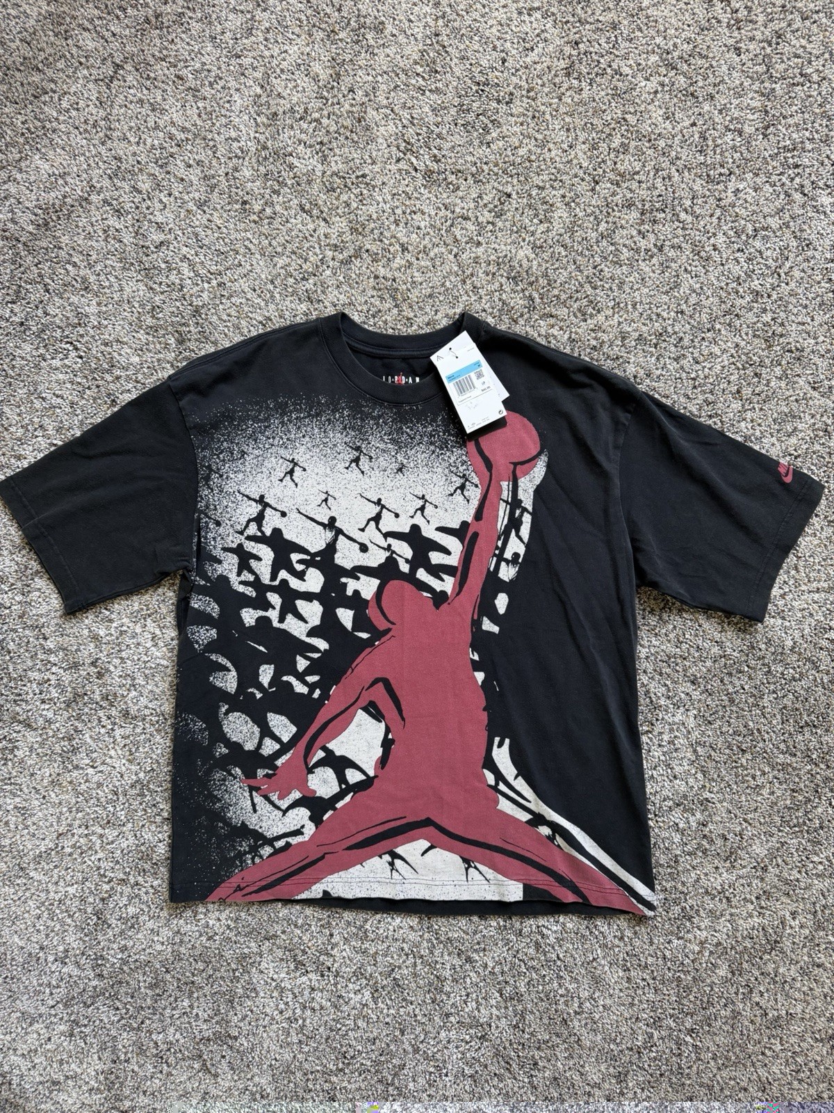 Nike Jordan Reissue Men’s Black Graphic T-Shirt Size Medium Oversize HQ8982-010