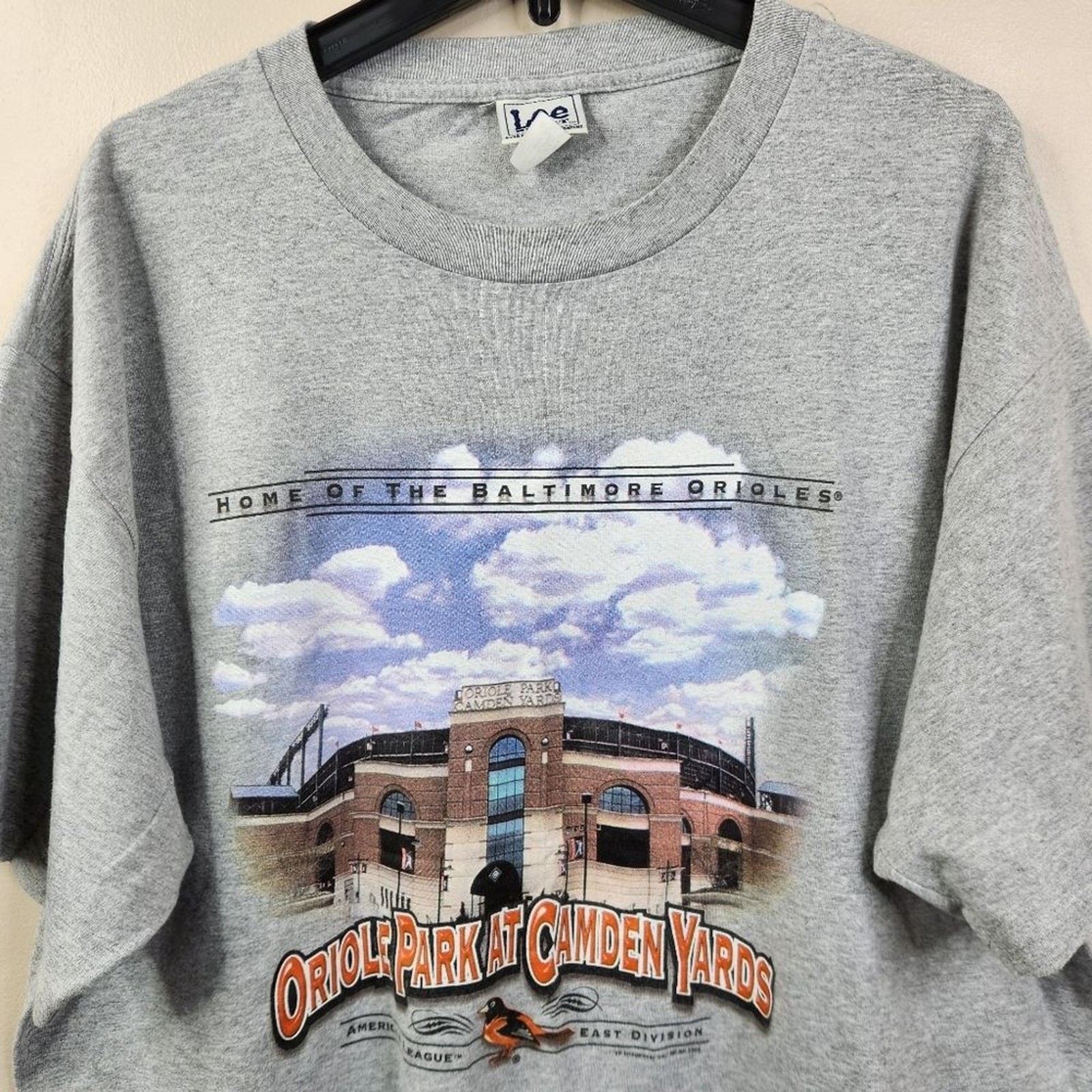 Lee Sport 2004 Mens Oriole Park At Camden Yards Baltimore Orioles SS Tee XL