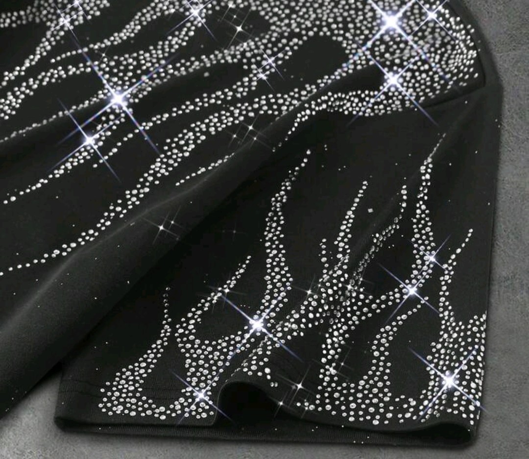 New Men Luxury Diamond Flame Rhinestones Fashion Black T-Shirt High Quality