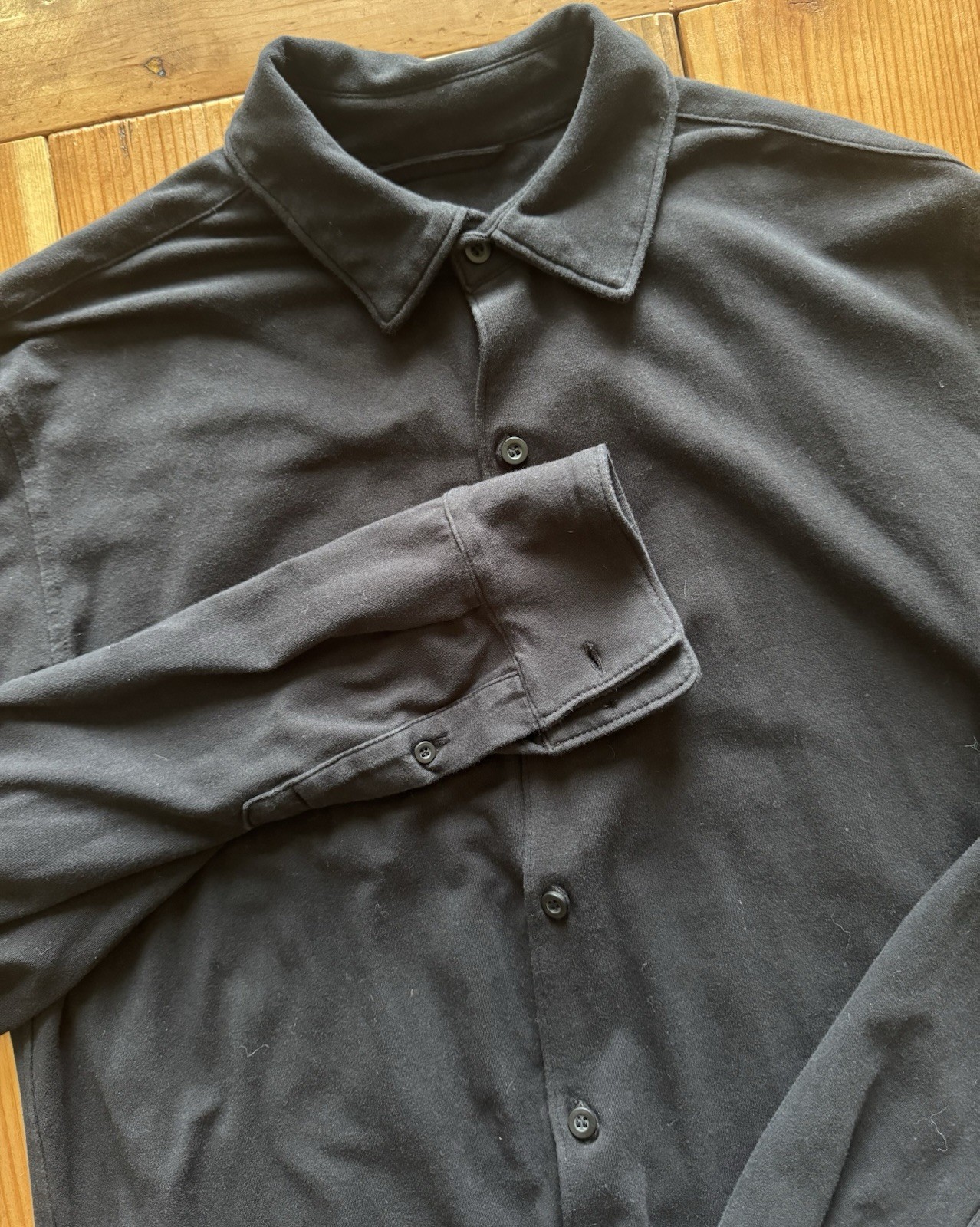True Classic Men’s, Knit Long Sleeve, Slightly Relaxed Fit Collard Shirt Stretch