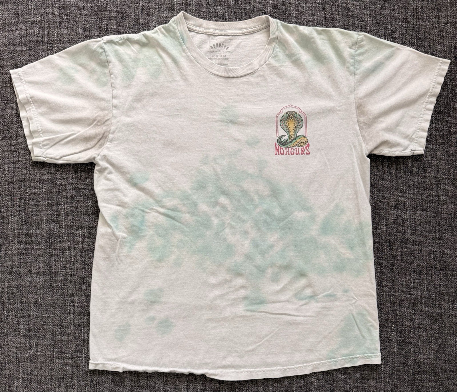 No Hours Cobra Graphic Tie Dye Men’s Lg Skateboarding Streetwear Distressed