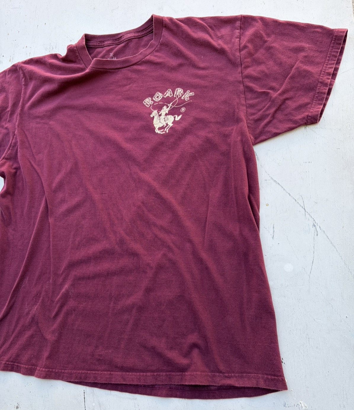 Men’s Roark Shirt Maroon Logo XL Rodeo Ranch Surf Modern City DISTRESSED STAIN