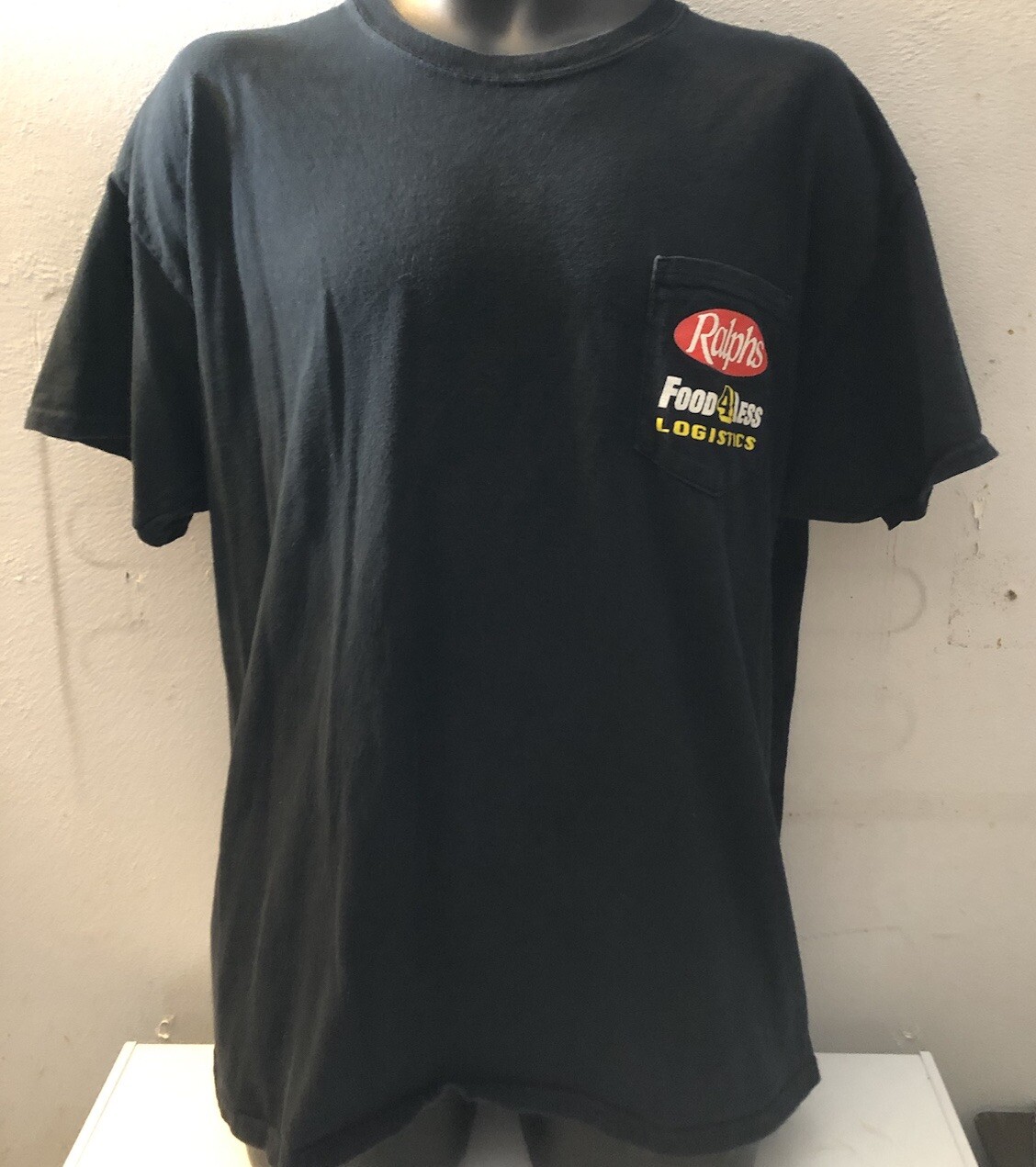 VTG. Food 4 Less Ralphs Kroger Logistics Pocket Employee Work Uniform T-Shirt XL