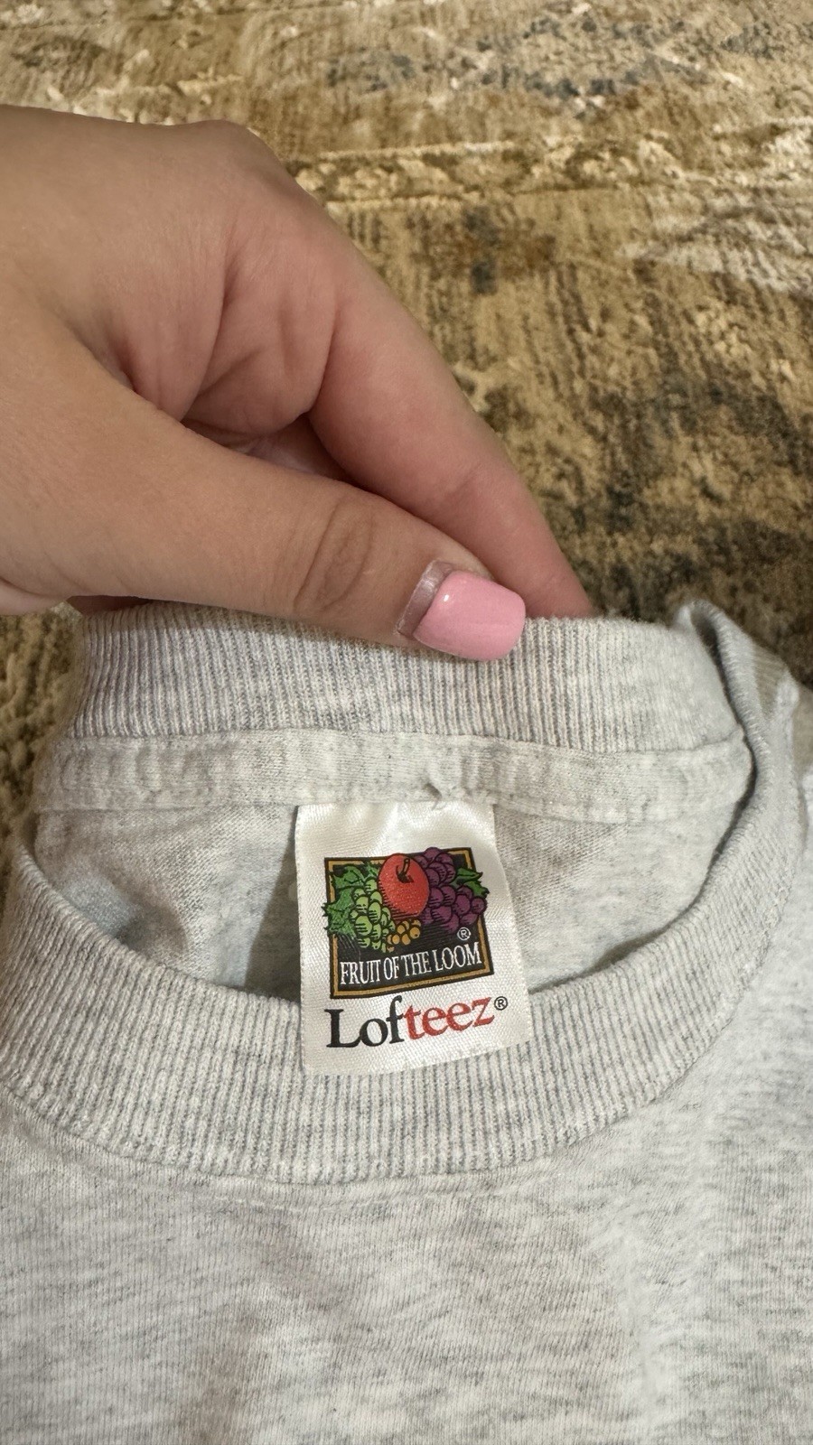Vintage Fruit of the Loom Lofteeze Gray Cartoon Graphic Tee Men’s M Cotton Crew