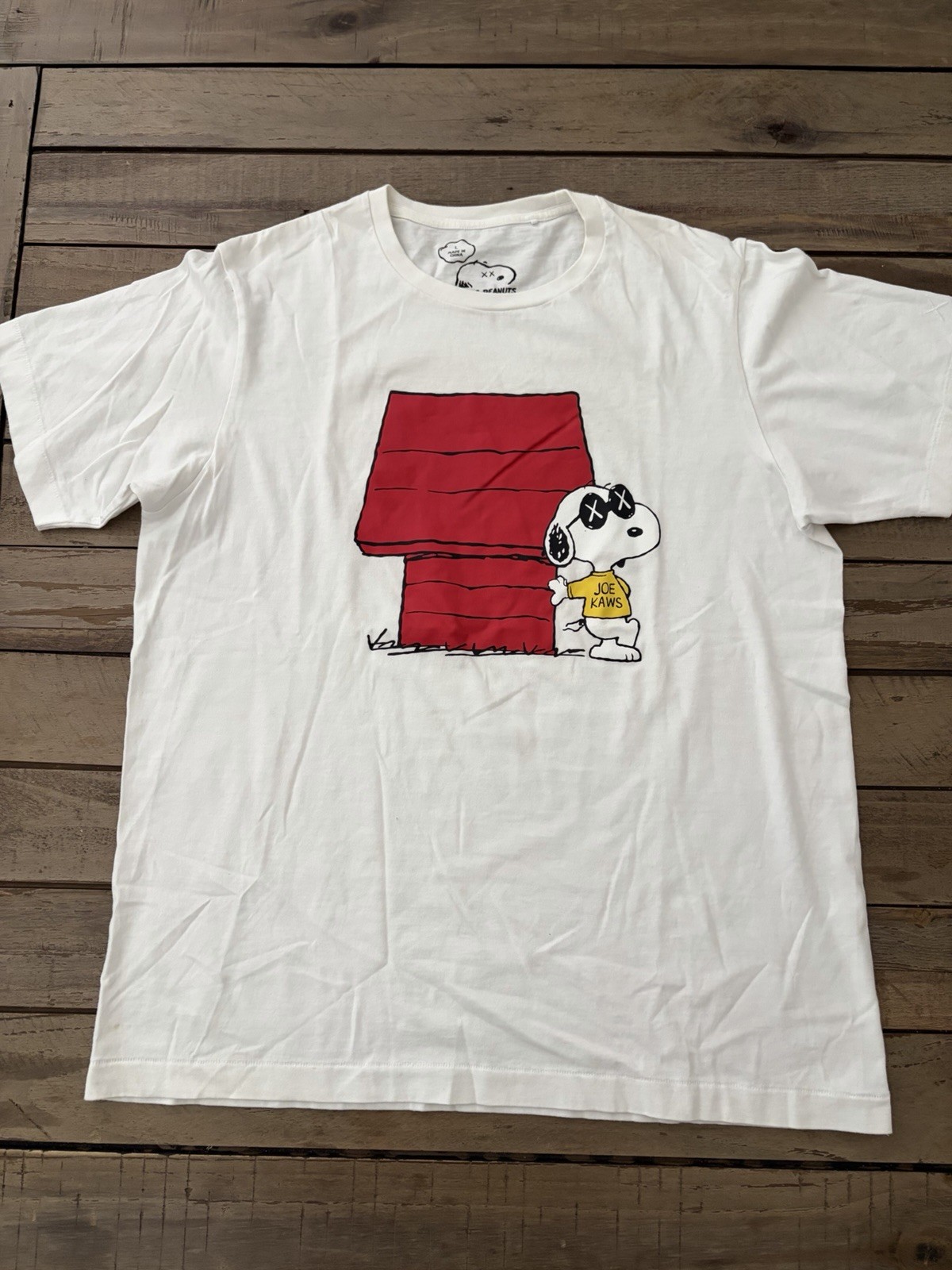 Uniqlo KAWS x Peanuts Snoopy Joe Cool Men’s White Tee New T-Shirt
