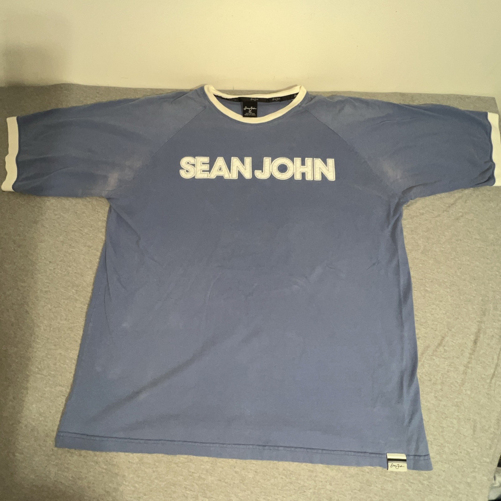 VTG Y2K Sean John Shirt Men’s Size XL Chenille Embroidered