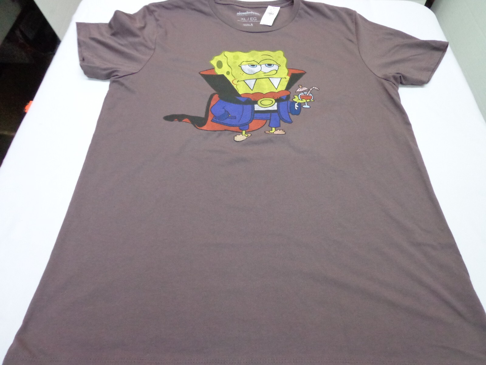 SpongeBob SQUAREPANTS Adult T-Shirt – Nickelodeon – Size XL NEW