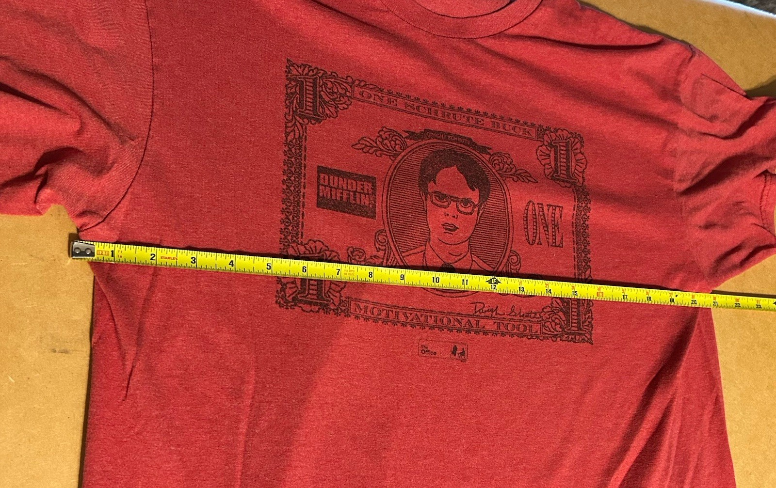 The Office Dwight Schrute Shirt Men Large Heather Red Short Sleeve Schrute Buck