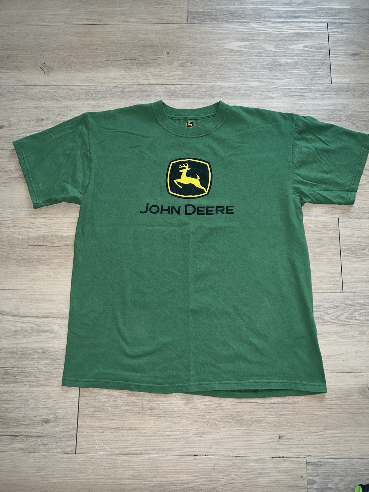 John Deere Men’s XL Classic Logo Green T Shirt Yellow Deer Y2K vintage Country