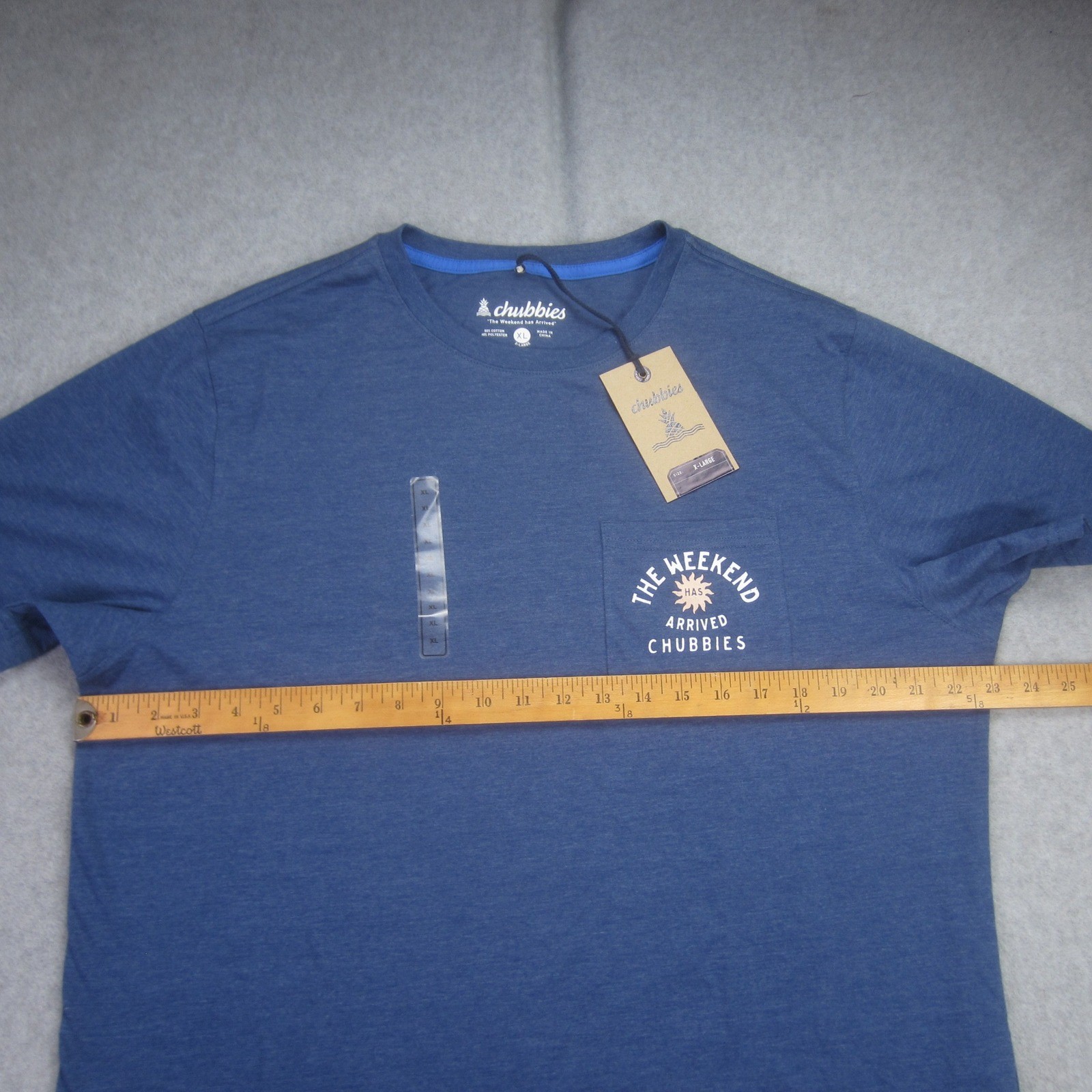 Chubbies Shirt Mens XL Blue The Weekend Has Arrived Pocket Crewneck Preppy