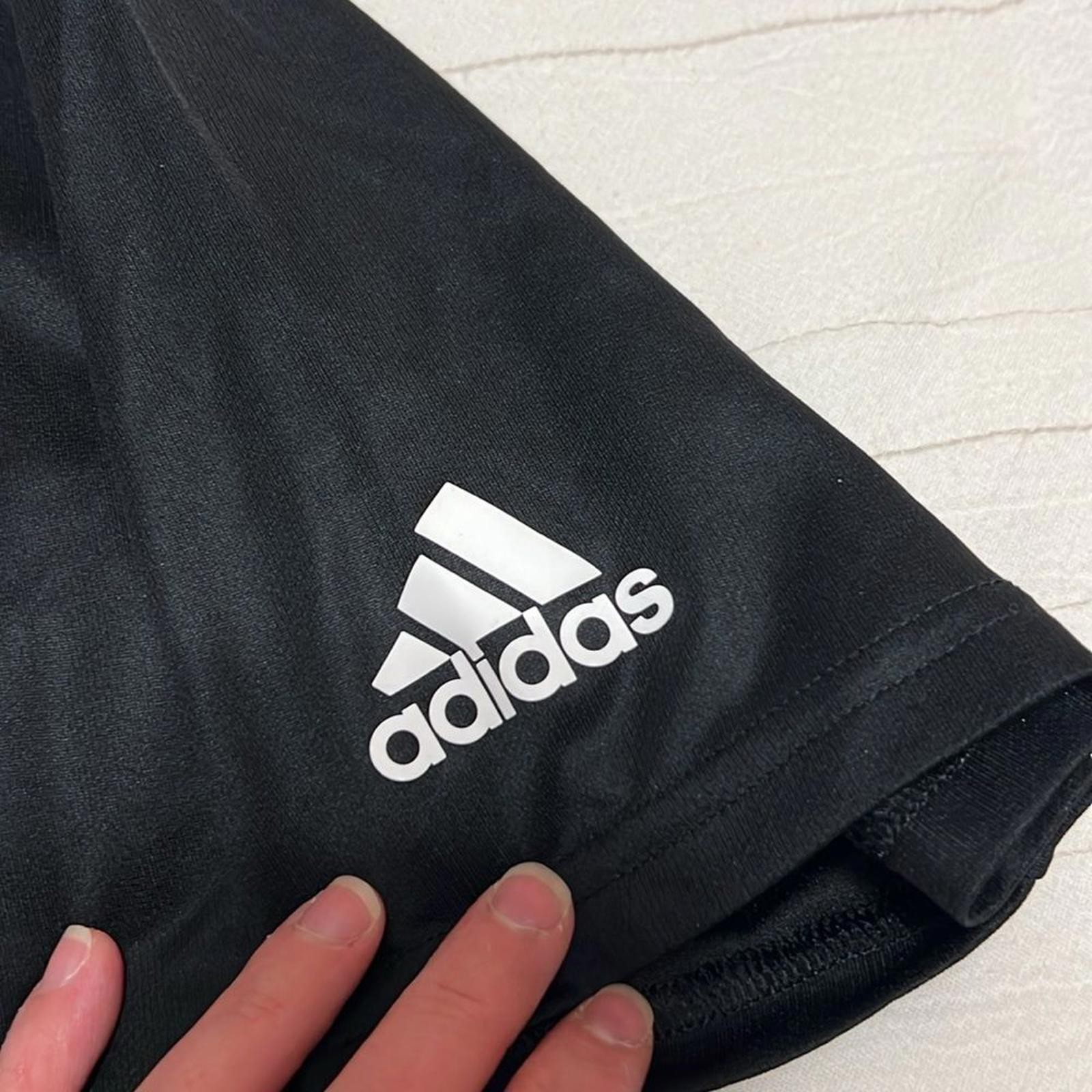 Adidas Climalite Black Crew Neck Performance Tee Men’s Medium