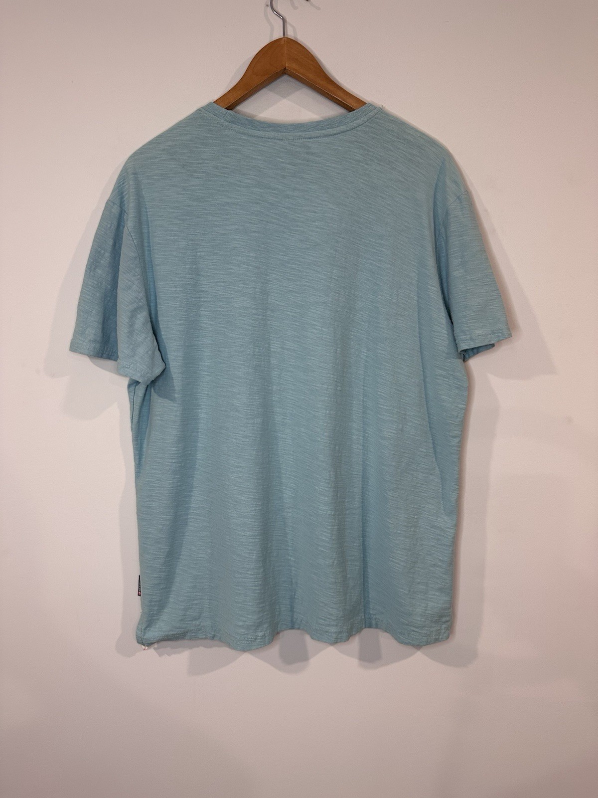 Quicksilver Logo T-Shirt Blue Pocket Tee Surf Skate Size Large Y2K Chambray