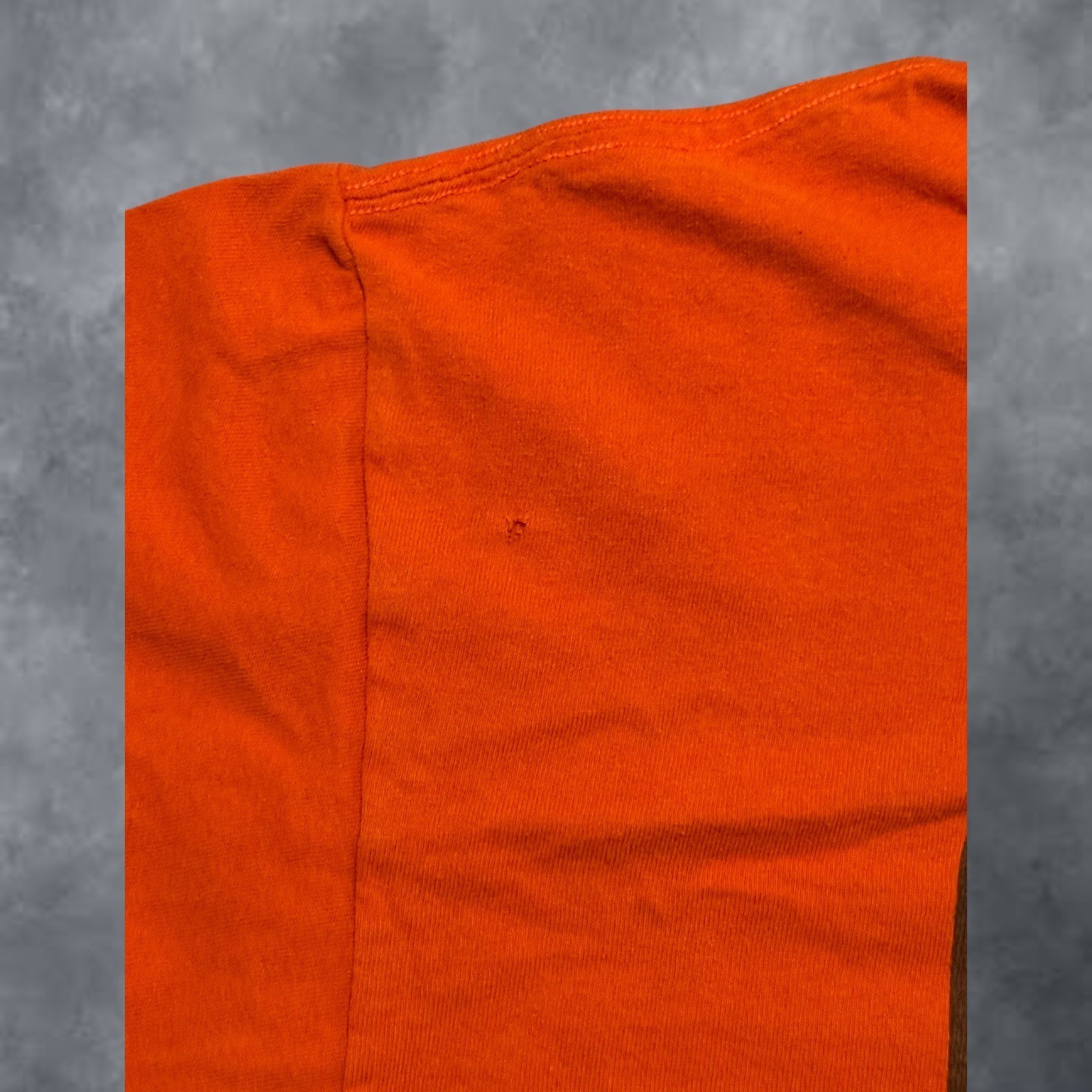 Fruit of the Loom Reno Nevada The Biggest Little City Orange Graphic T-Shirt L