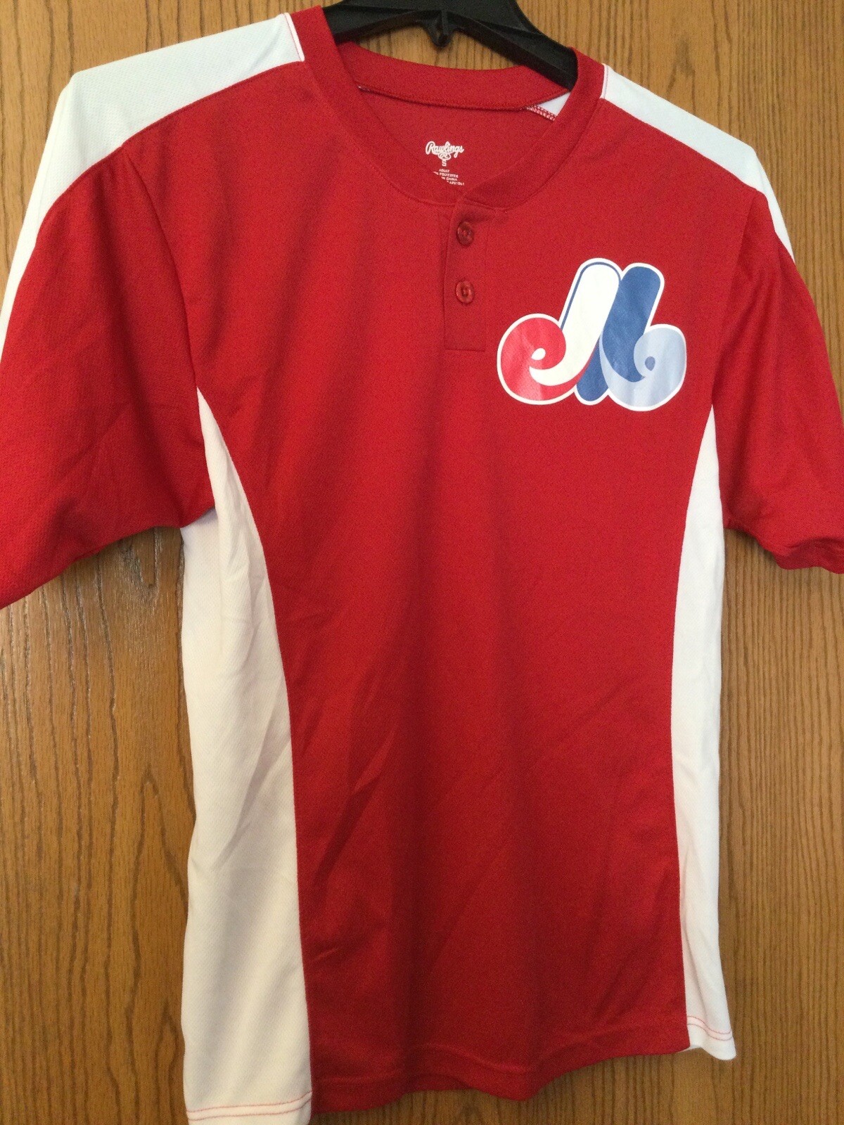 Montreal Expos – Red Shirt – #24 On Back – 2 Buttons On Front – S.