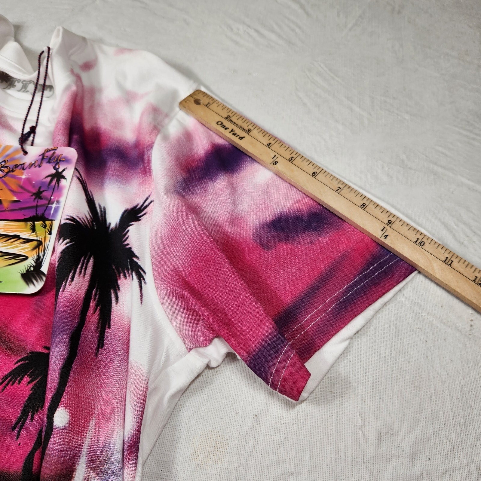 Born Fly Graphic T-Shirt Mens 2XL Pink Yellow Airbrush Beach Sunset Cotton NWT