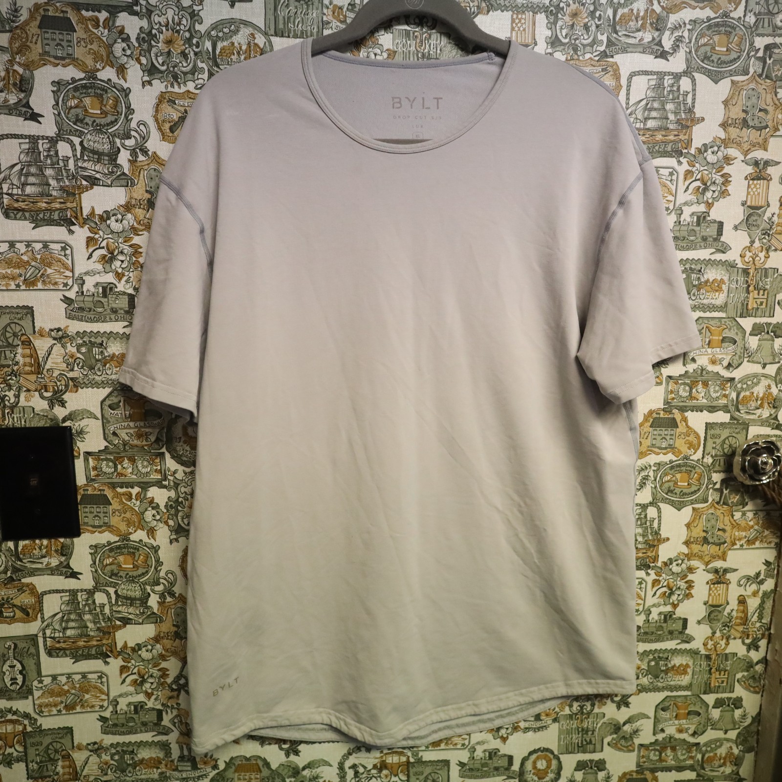 BYLT Men’s Drop Cut Lux SS T-Shirt Size XL Gray (Minor Stains) Basics Shirt