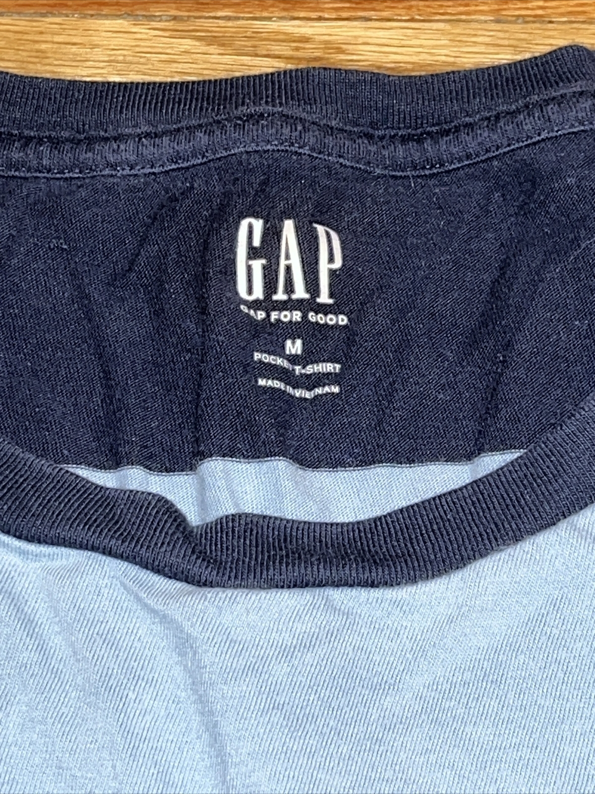 Adult Gap Striped Tshirt Blue Striped Pocket Tee Casual Fashion Style Medium
