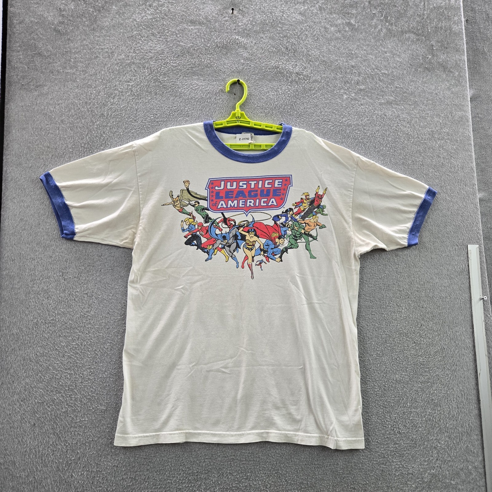 DC Comics Men Shirt XL White Graphic Justice League Ringer Short Sleeve Logo