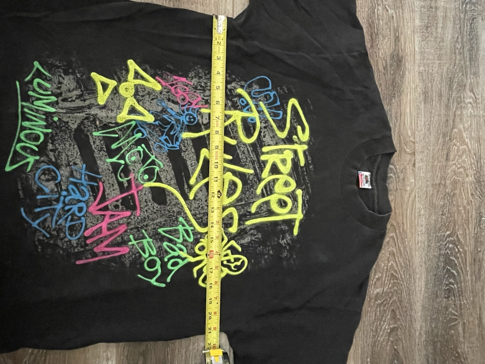 Vtg Graffiti Black Tee Shirt Men’s Size XL Tag Made In USA Fruit Of The Loom