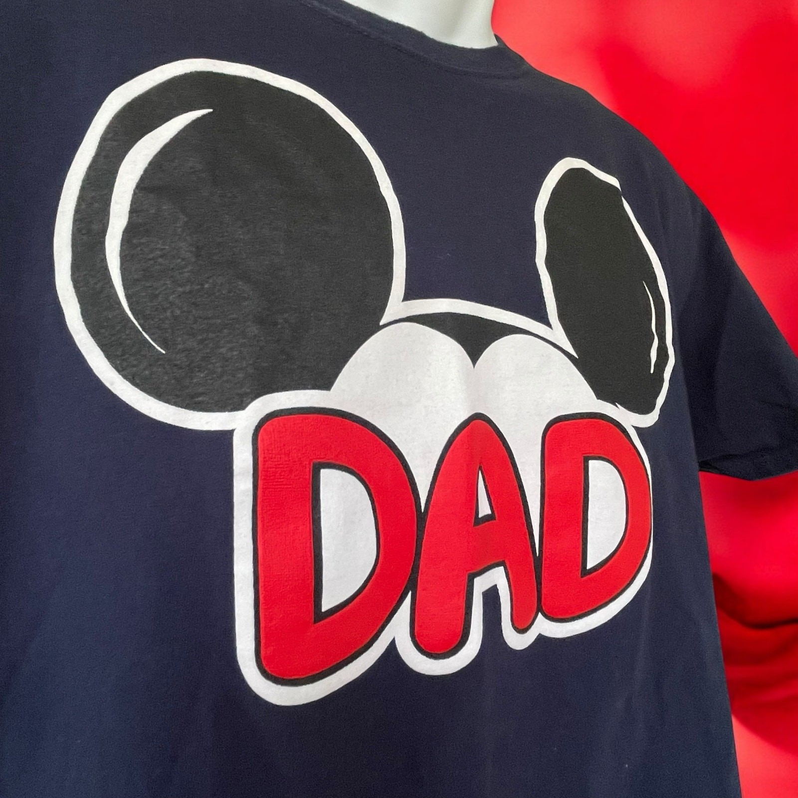 Disney Dad Navy Blue Red Graphic T-shirt Mickey Mouse Vacation Cotton Size M