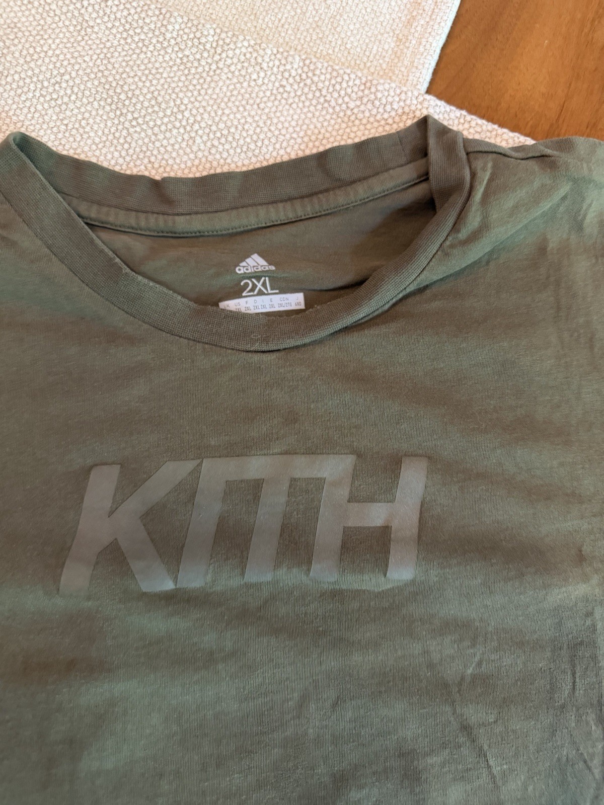 Kith Men’s Green Logo Graphic Print Short Sleeve Crew Neck T-Shirt 2XL