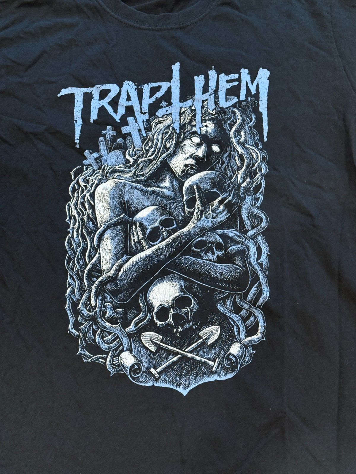 Trap Them Band T-Shirt Black Size Medium Skull Graphics