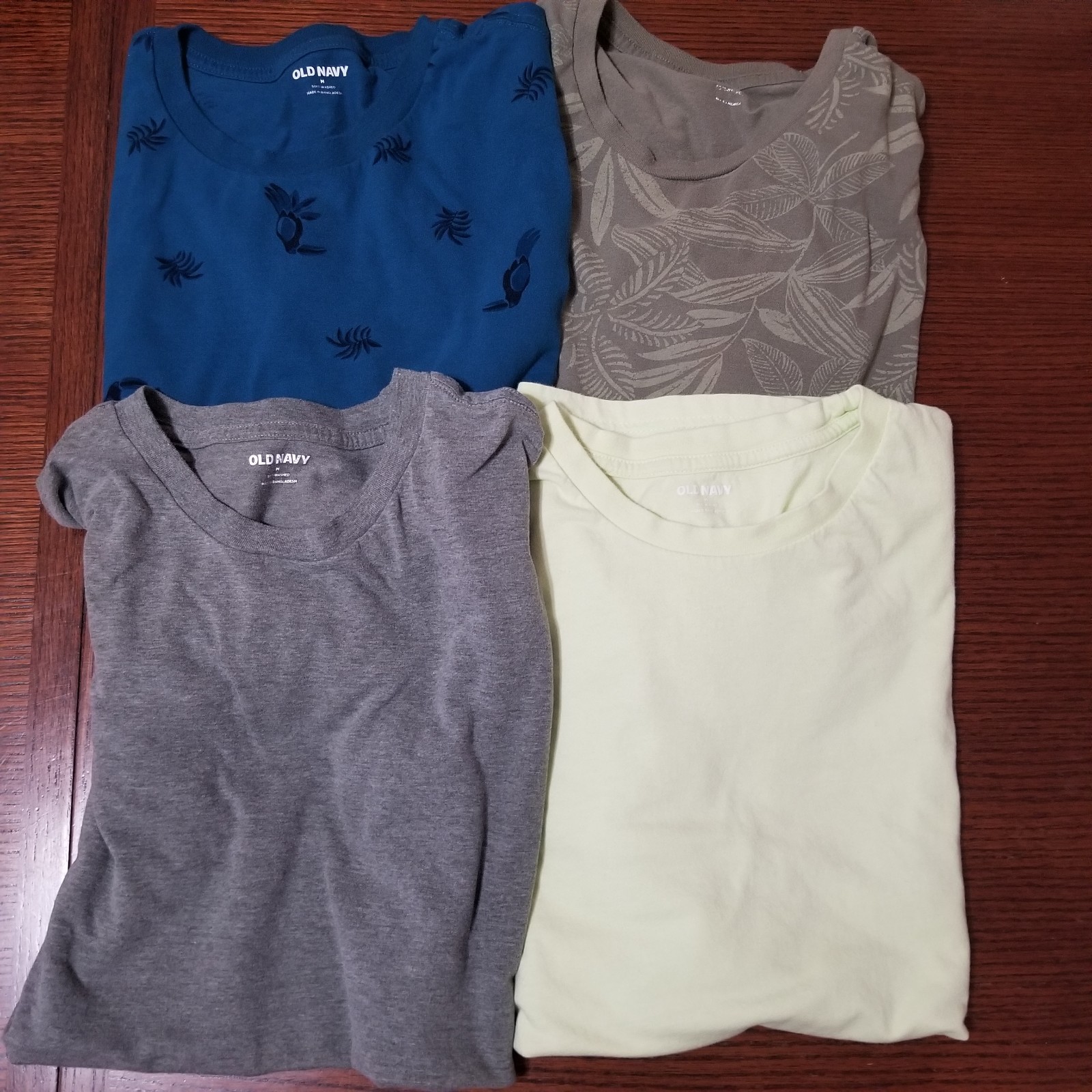 Old Navy Soft‑Washed T‑Shirt Lot 4 Men’s M Solid & Graphic Toucan Floral
