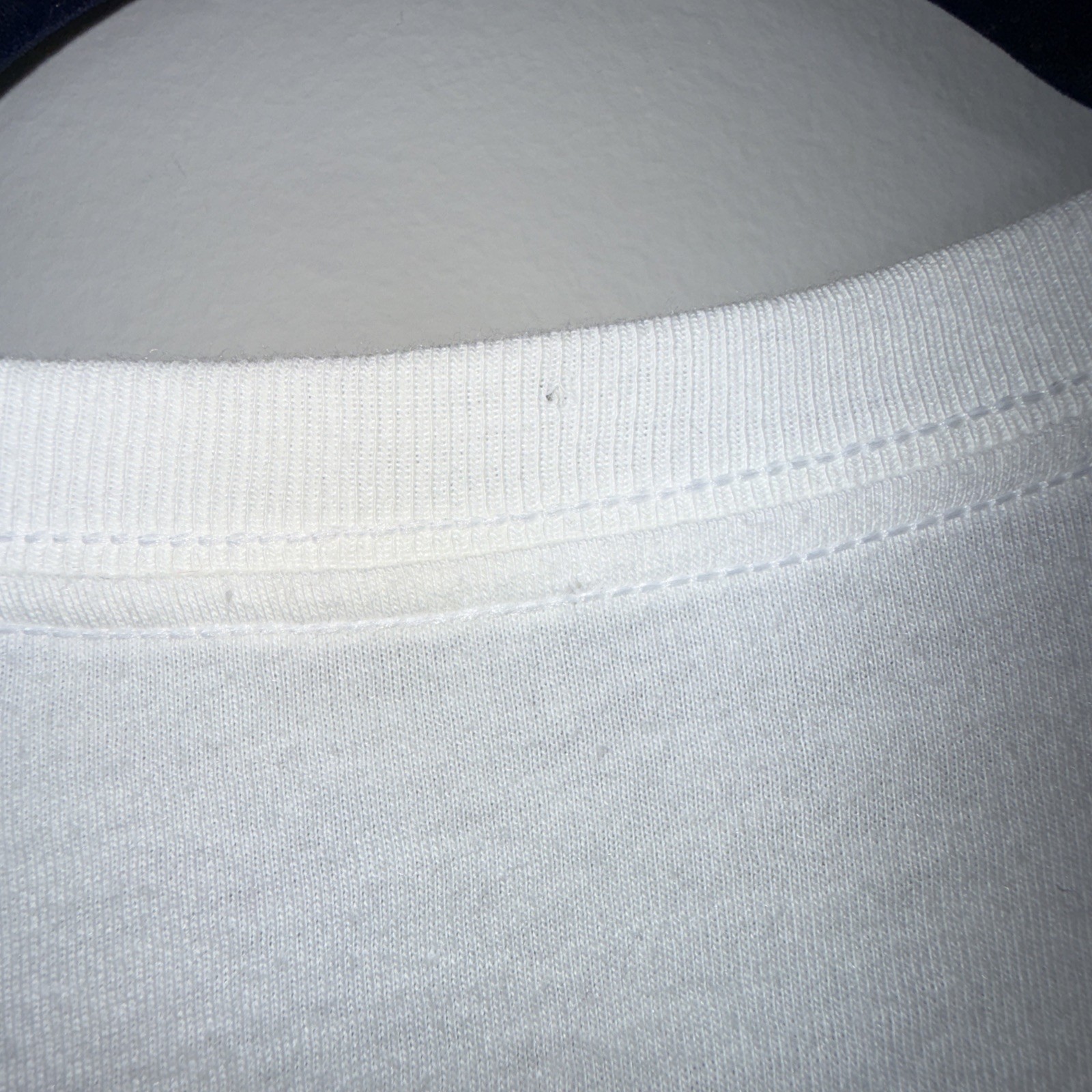 Under Armour Men’s Extra Large 2XL Vintage Type T-Shirt White Loose Fit NWOT
